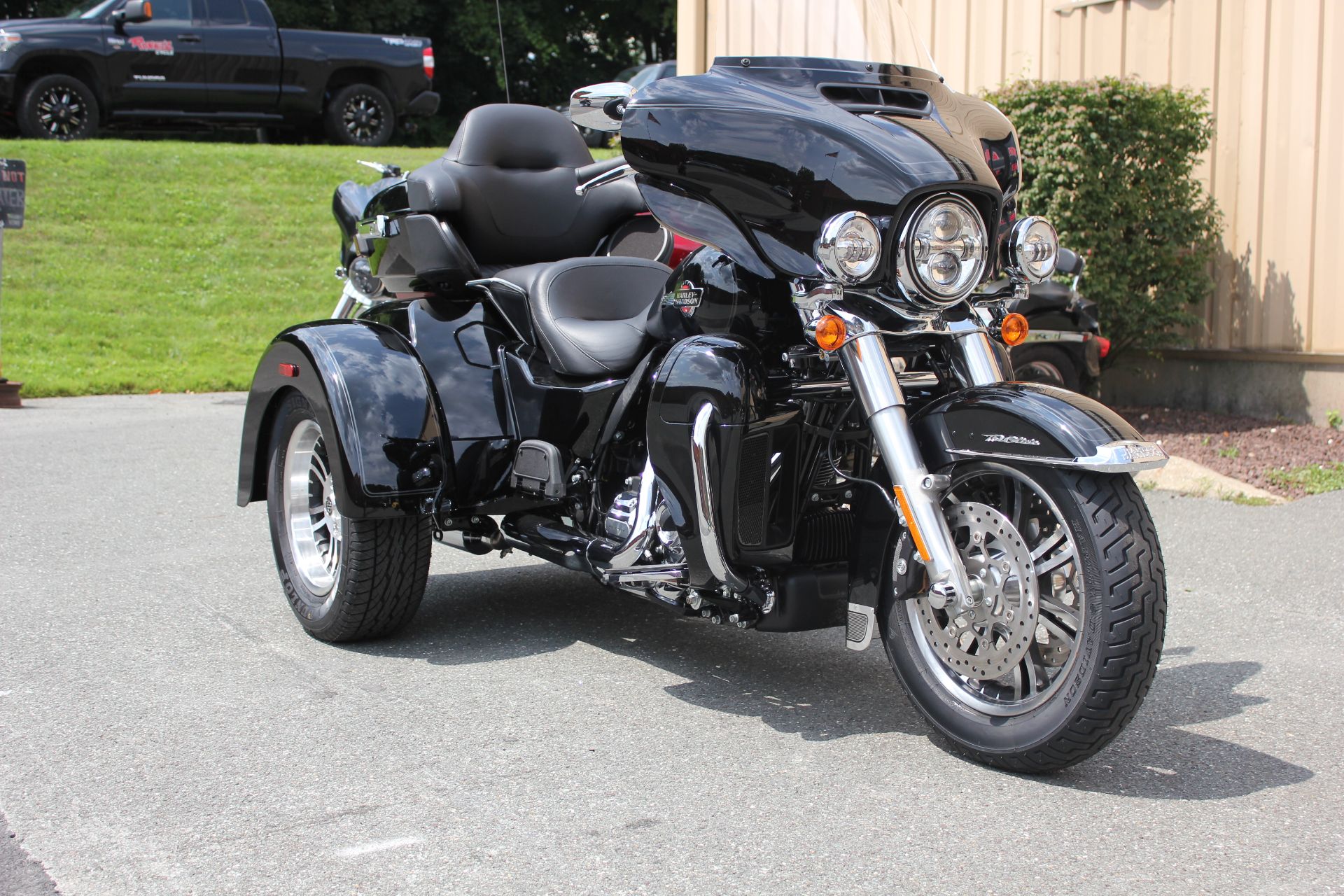 2023 Harley-Davidson Tri Glide® Ultra in Pittsfield, Massachusetts - Photo 4