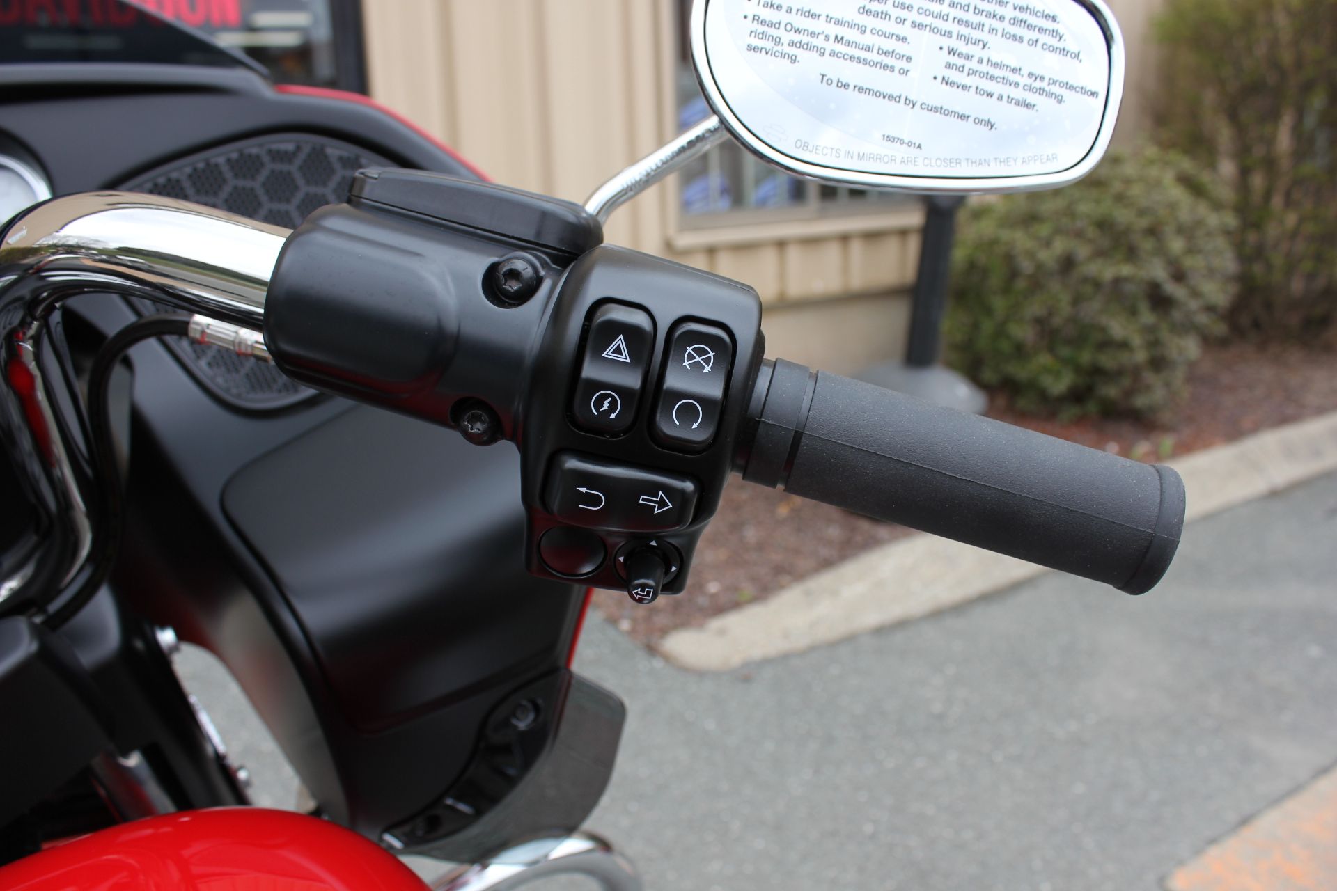 2023 Harley-Davidson Road Glide® in Pittsfield, Massachusetts - Photo 10