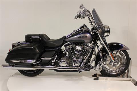 2008 Harley-Davidson CVO™ Screamin' Eagle® Road King® in Pittsfield, Massachusetts - Photo 5