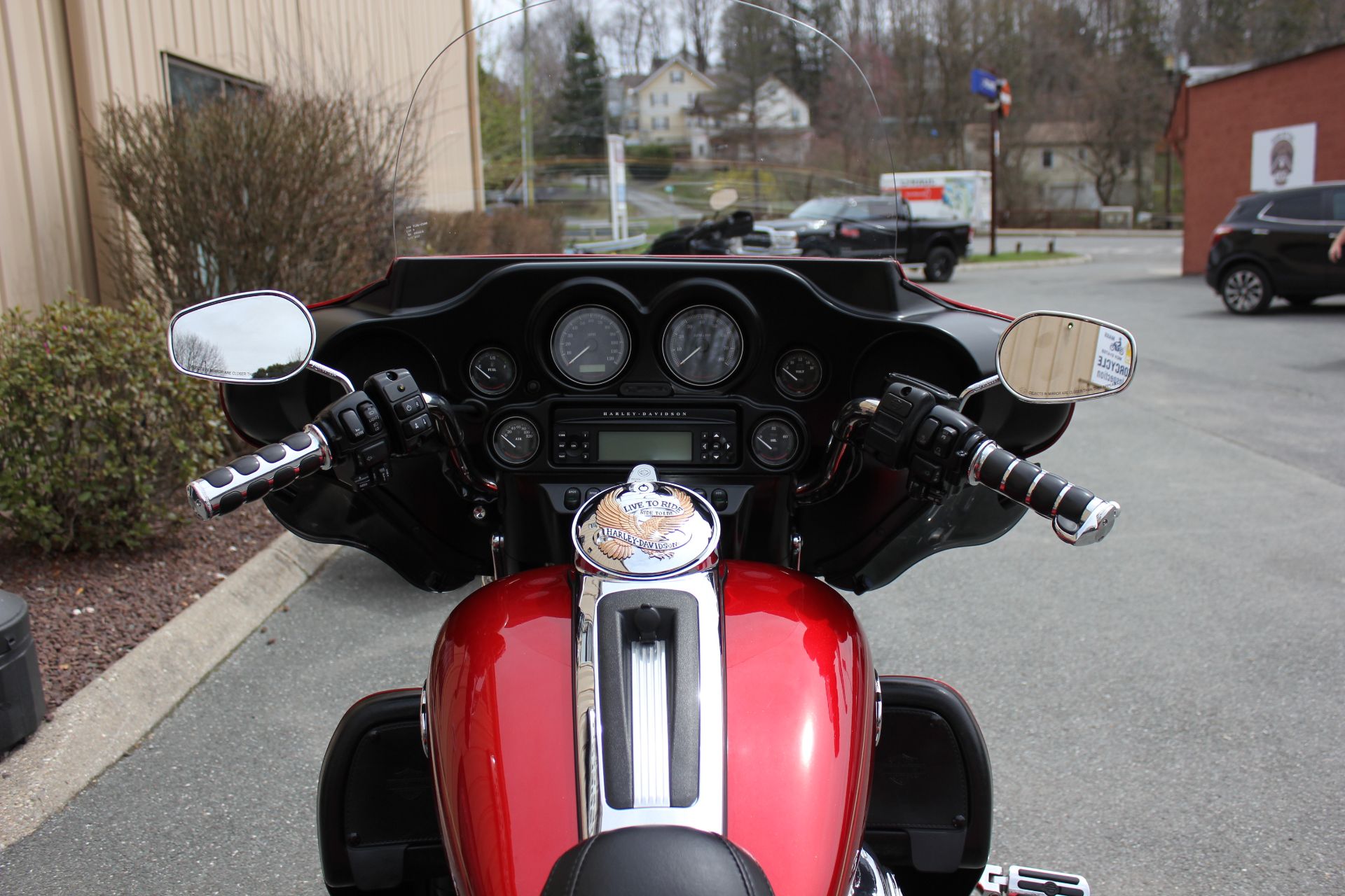 2013 Harley-Davidson Tri Glide® Ultra Classic® in Pittsfield, Massachusetts - Photo 9