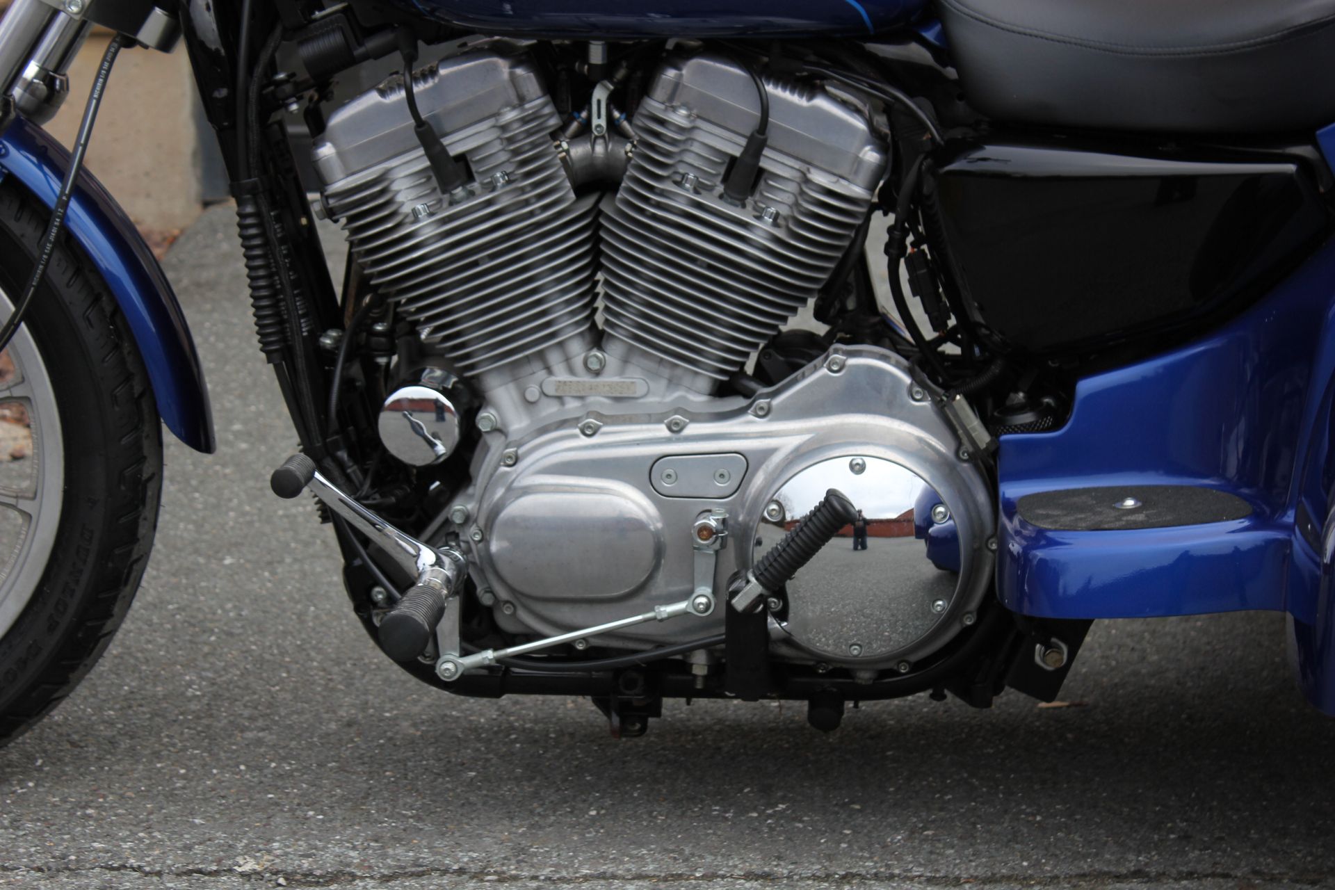 2007 Harley-Davidson Sportster® 883 Low in Pittsfield, Massachusetts - Photo 15