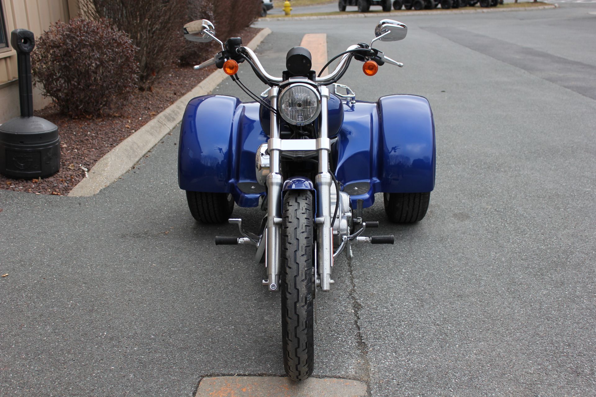 2007 Harley-Davidson Sportster® 883 Low in Pittsfield, Massachusetts - Photo 9