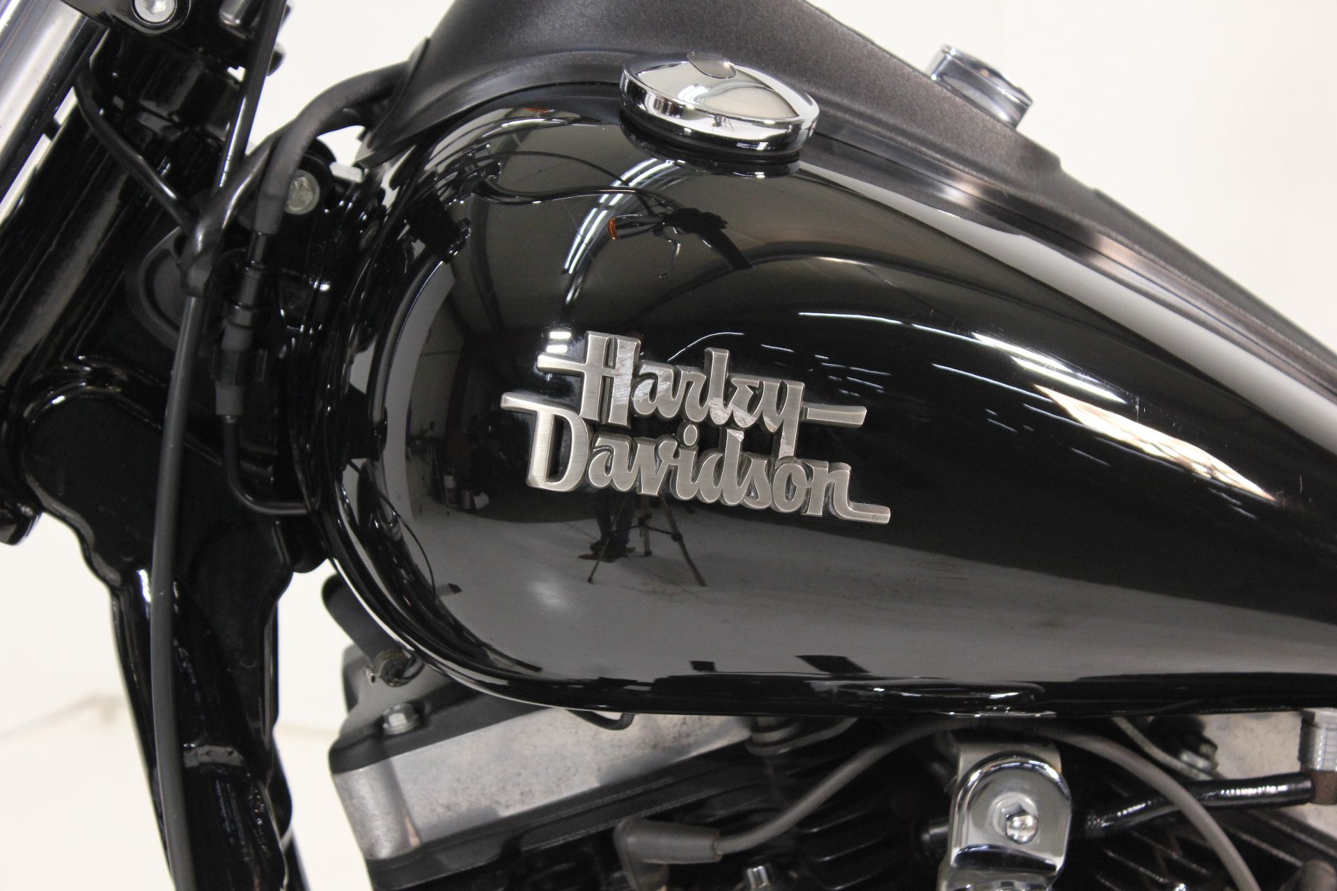 2015 Harley-Davidson Street Bob® in Pittsfield, Massachusetts - Photo 17