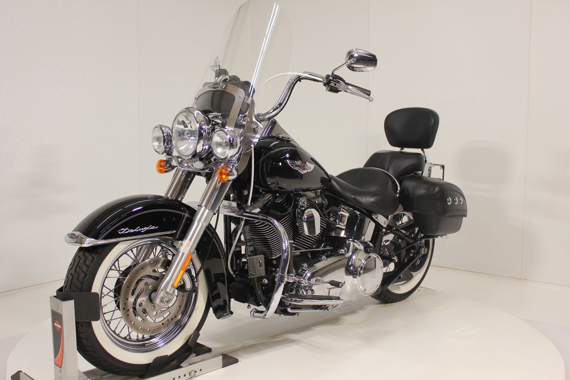 2011 Harley-Davidson Softail® Deluxe in Pittsfield, Massachusetts - Photo 9