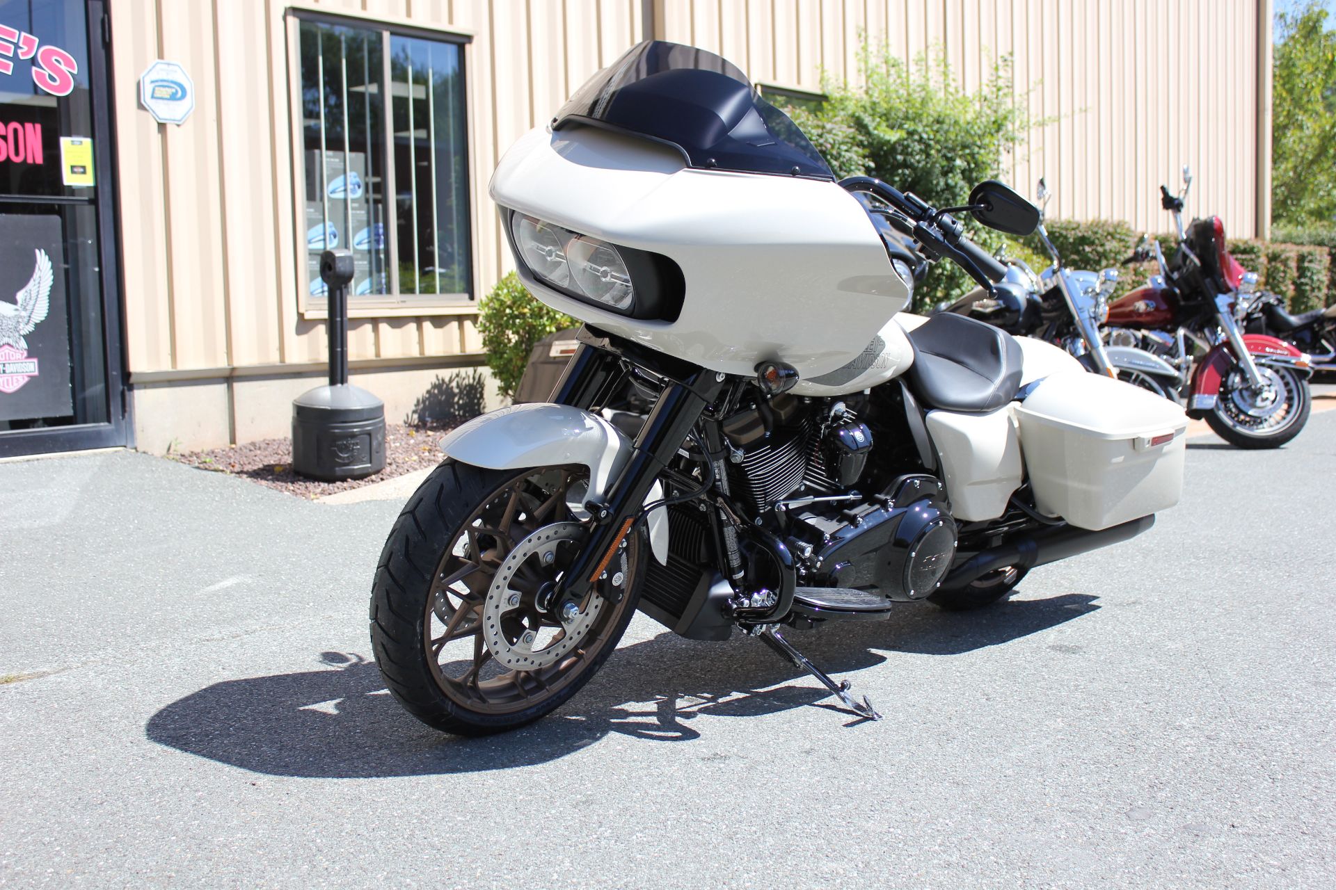 2023 Harley-Davidson Road Glide® ST in Pittsfield, Massachusetts - Photo 8