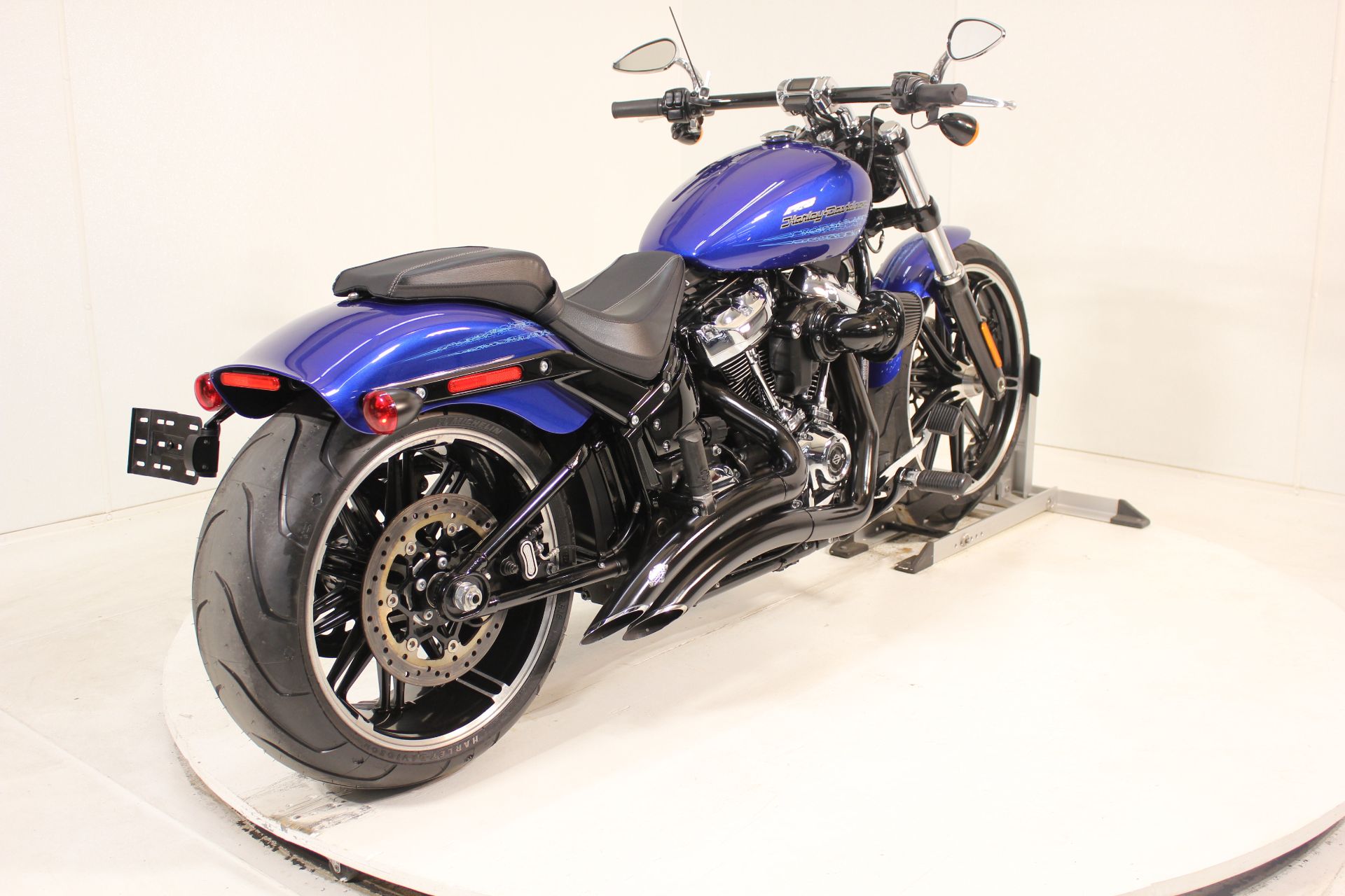 2019 Harley-Davidson Breakout® 114 in Pittsfield, Massachusetts - Photo 4