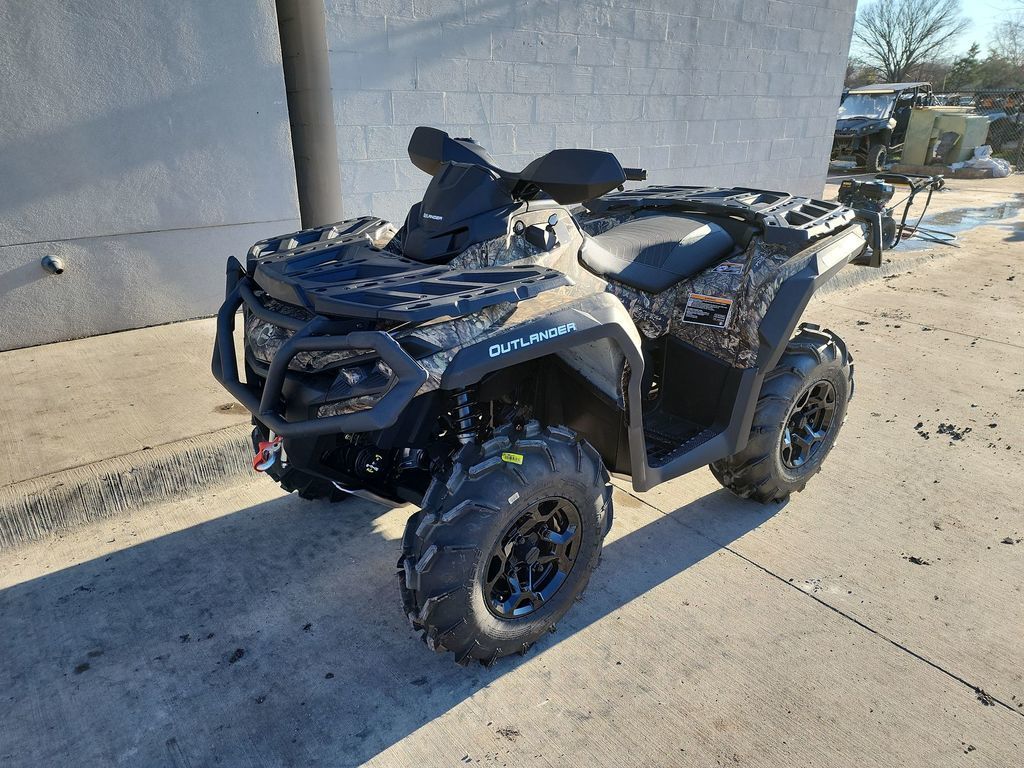 2023 Can-Am Outlander Hunting Edition 850 in Adams, Massachusetts