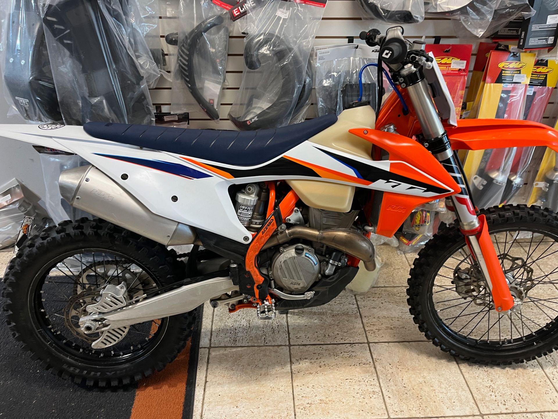 2022 KTM 350 XC-F in Olathe, Kansas - Photo 2