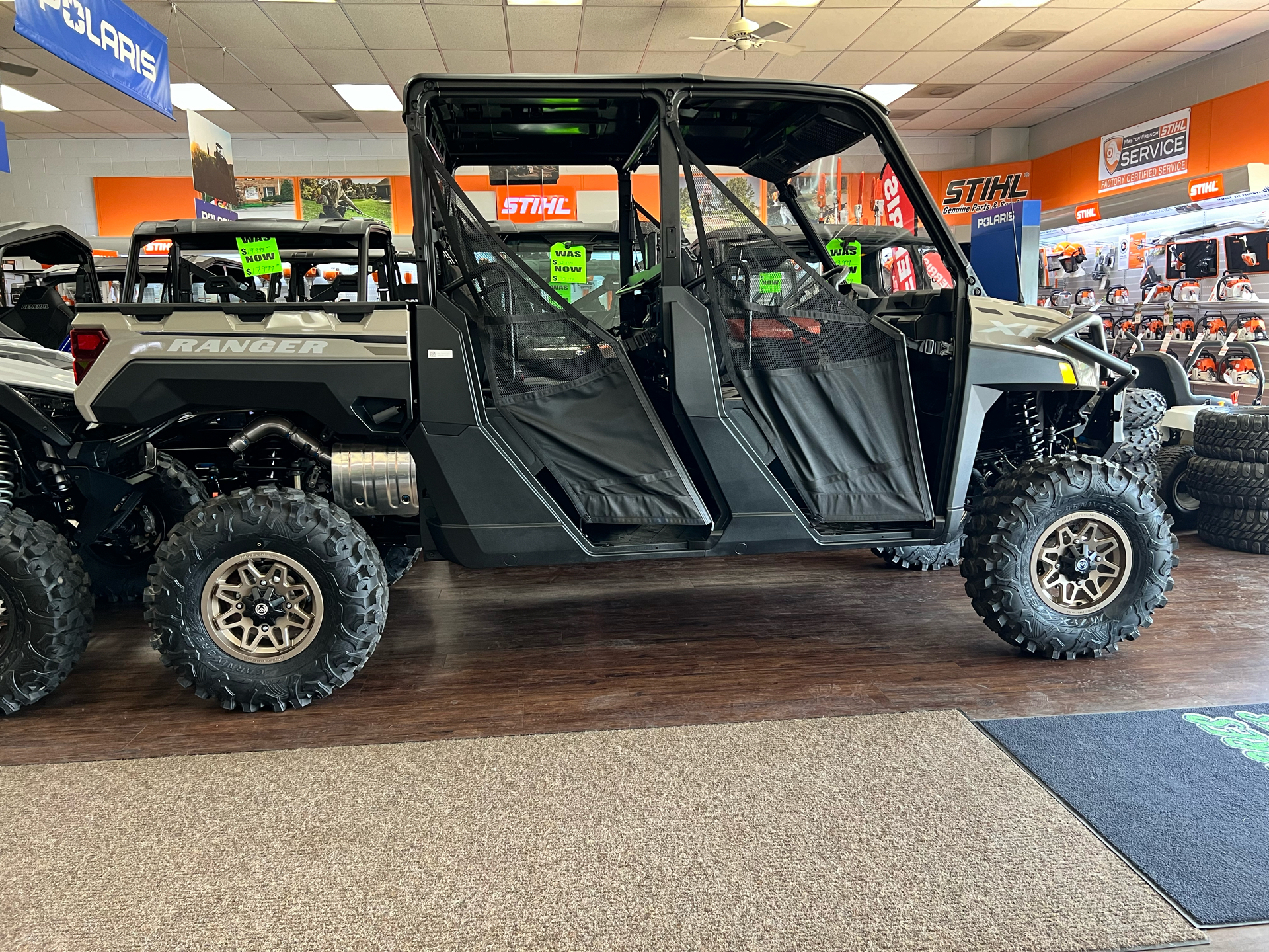 2024 Polaris Ranger Crew XP 1000 Premium in Glen Dale, West Virginia - Photo 2