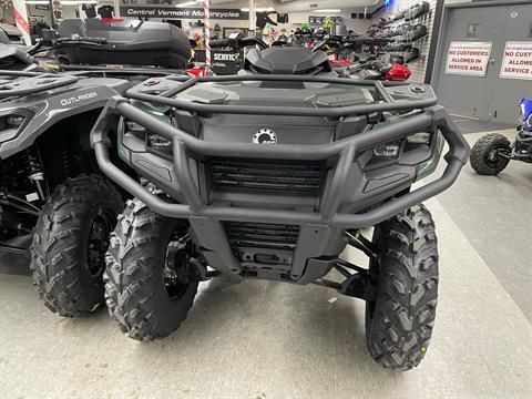 2024 Can-Am Outlander PRO HD5 in Rutland, Vermont - Photo 2