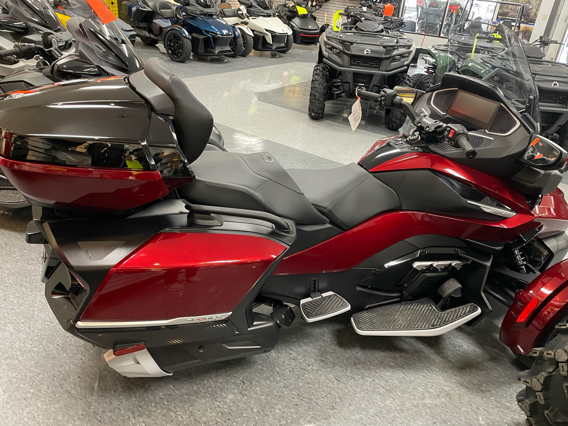 2024 Can-Am Spyder RT Limited in Rutland, Vermont - Photo 3