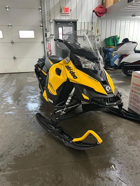 2014 Ski-Doo MX Z® TNT™ E-TEC® 600 H.O. in Rutland, Vermont - Photo 1