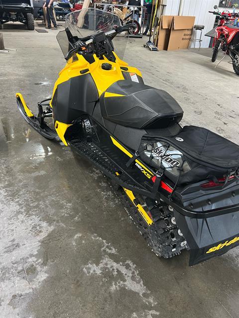 2014 Ski-Doo MX Z® TNT™ E-TEC® 600 H.O. in Rutland, Vermont - Photo 3