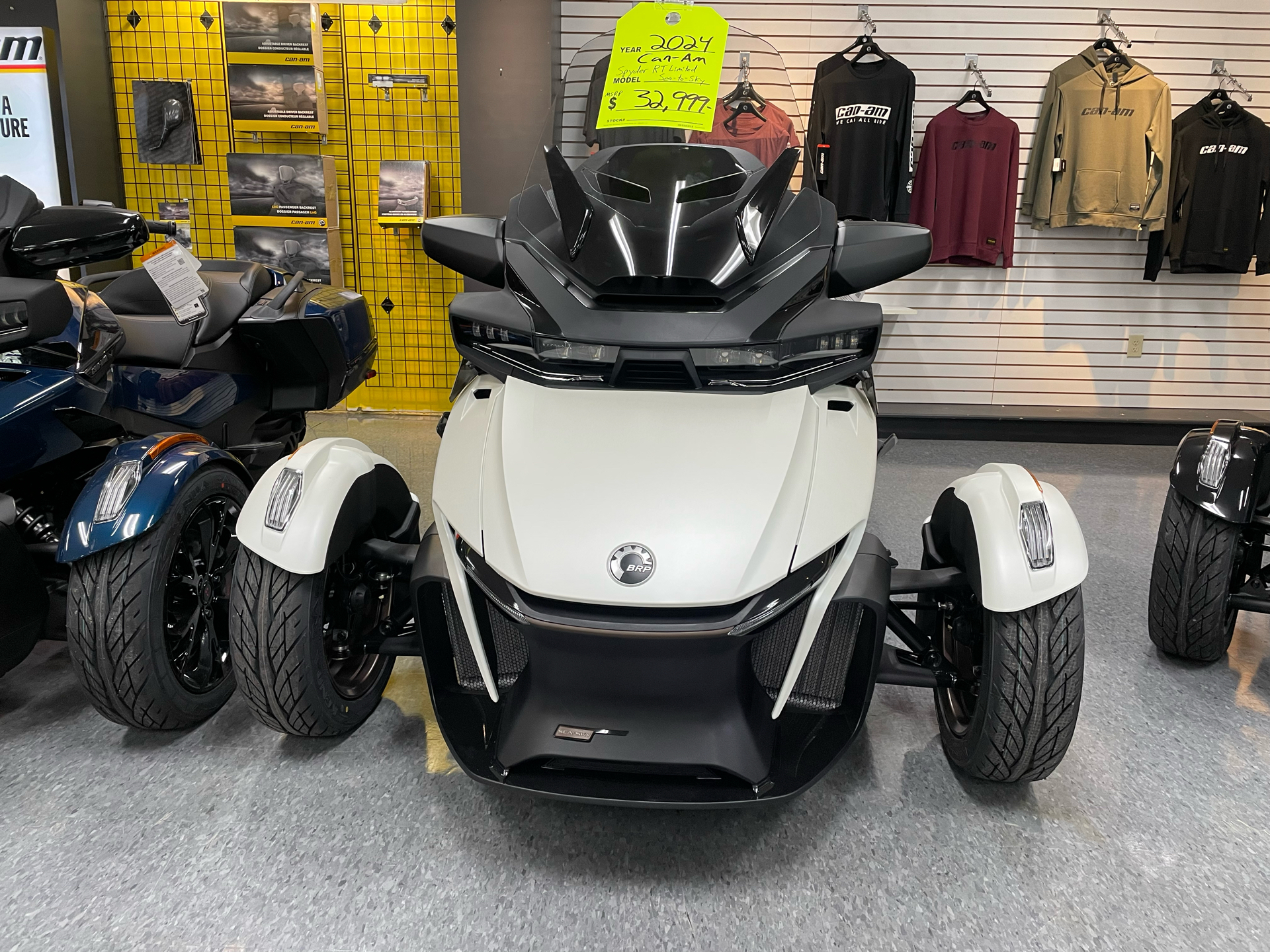 2024 Can-Am Spyder RT Sea-to-Sky in Rutland, Vermont - Photo 2