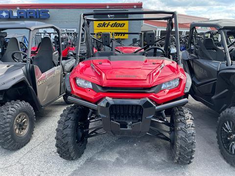 2024 Honda Pioneer 1000 in Rutland, Vermont - Photo 2