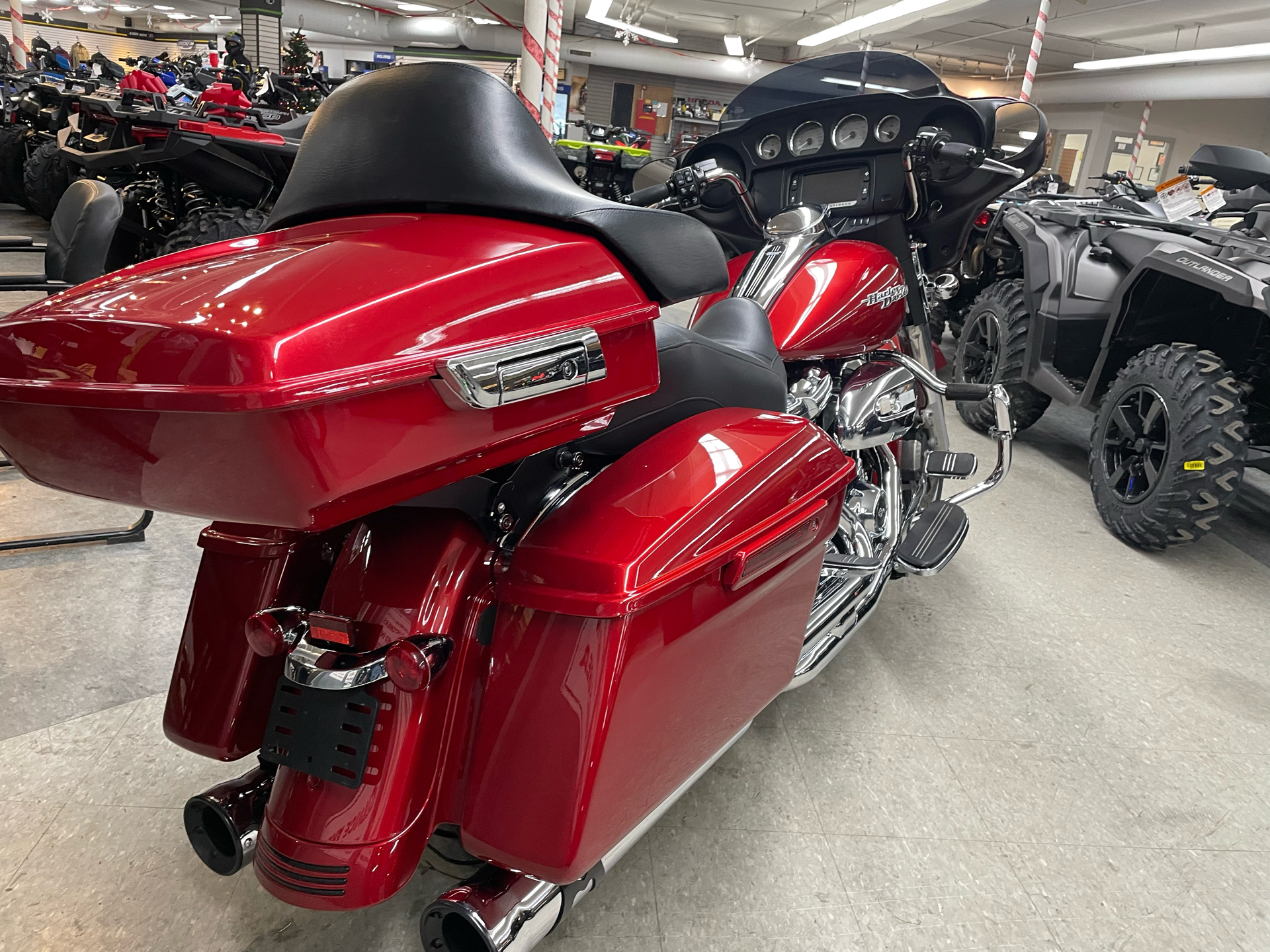 2018 Harley-Davidson Street Glide® in Rutland, Vermont - Photo 7