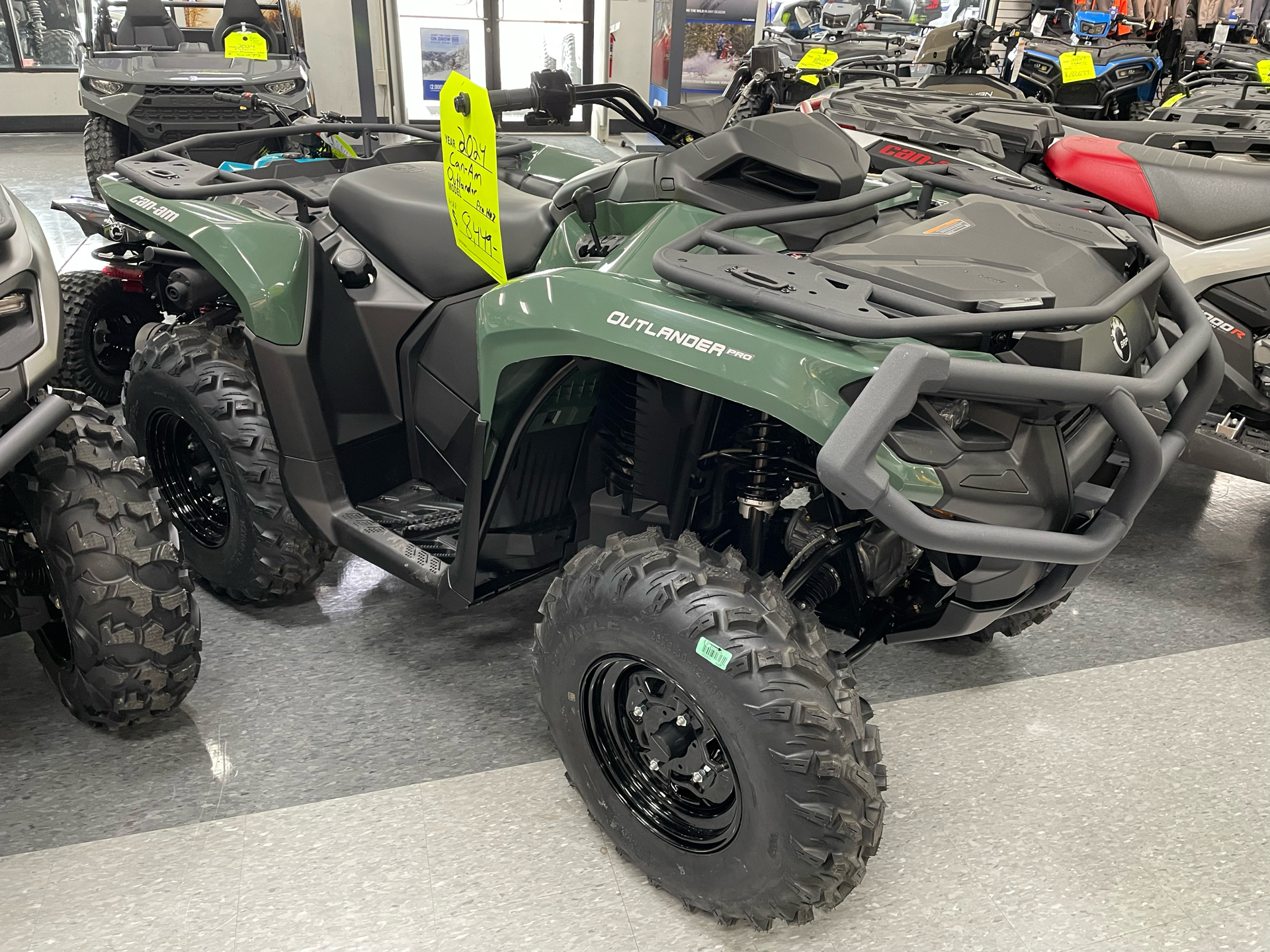 2024 Can-Am Outlander PRO HD7 in Rutland, Vermont - Photo 1