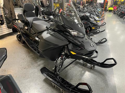 2024 Ski-Doo Expedition LE 900 ACE ES Silent Cobra WT 1.5 Track 20 in. in Rutland, Vermont - Photo 1