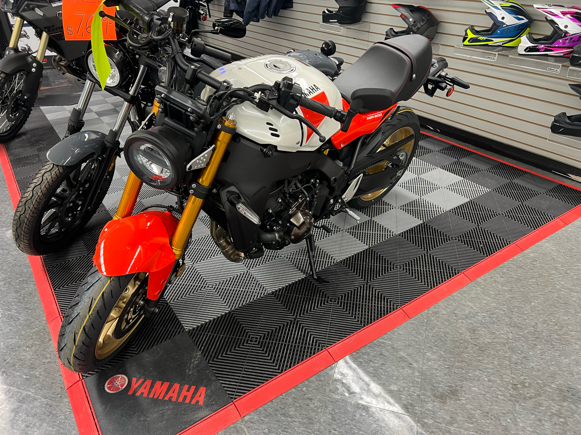 2024 Yamaha XSR900 in Rutland, Vermont - Photo 2