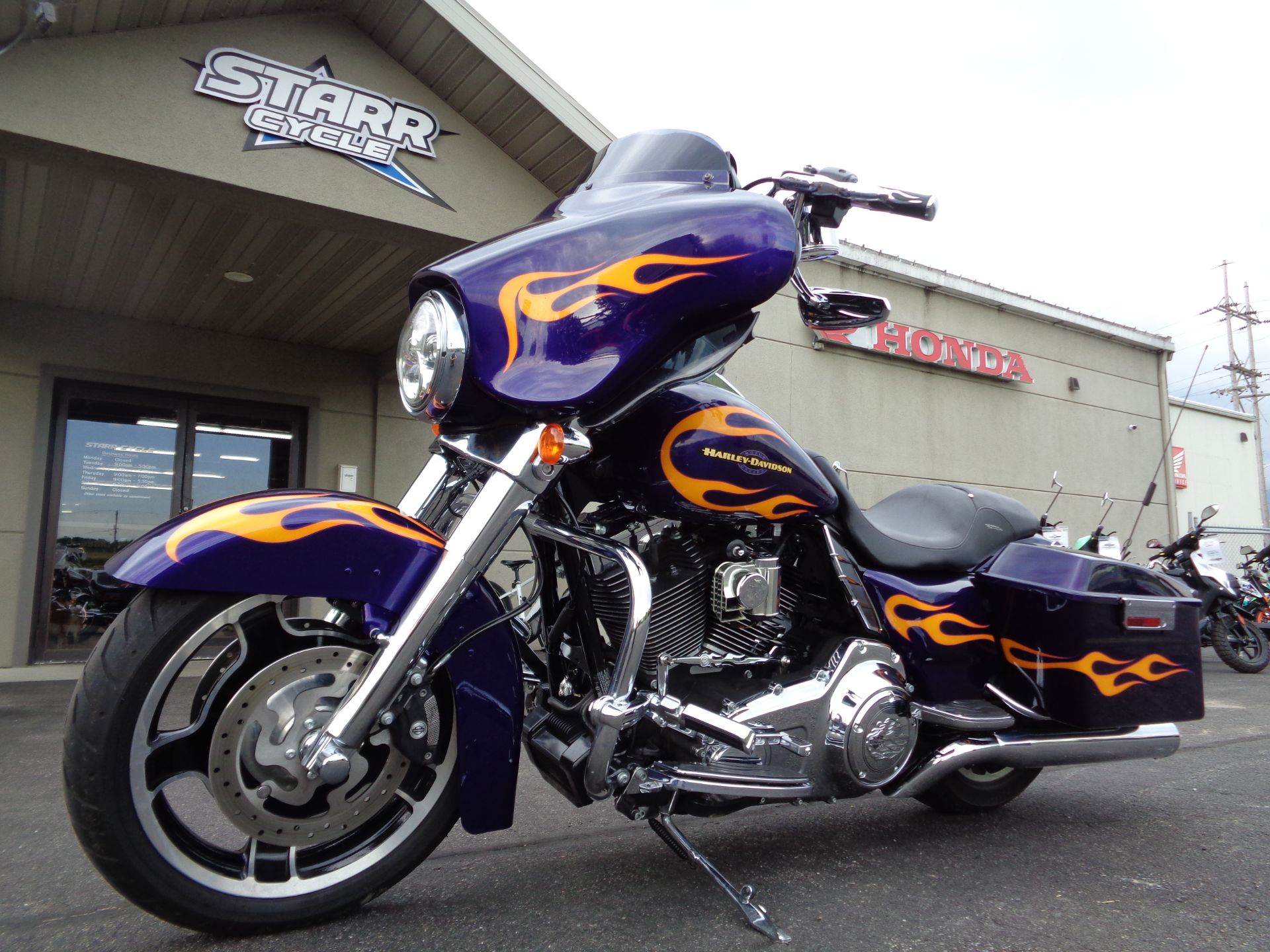 2012 Harley-Davidson Street Glide® in North Mankato, Minnesota - Photo 5