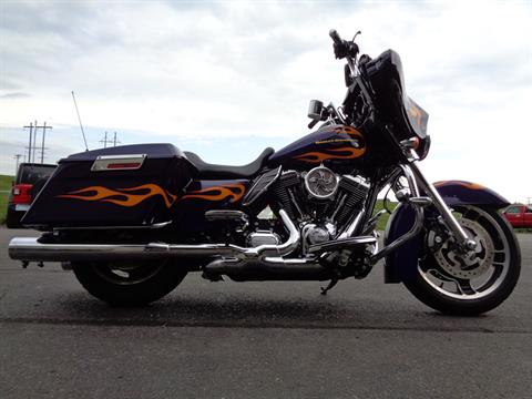 2012 Harley-Davidson Street Glide® in North Mankato, Minnesota - Photo 11