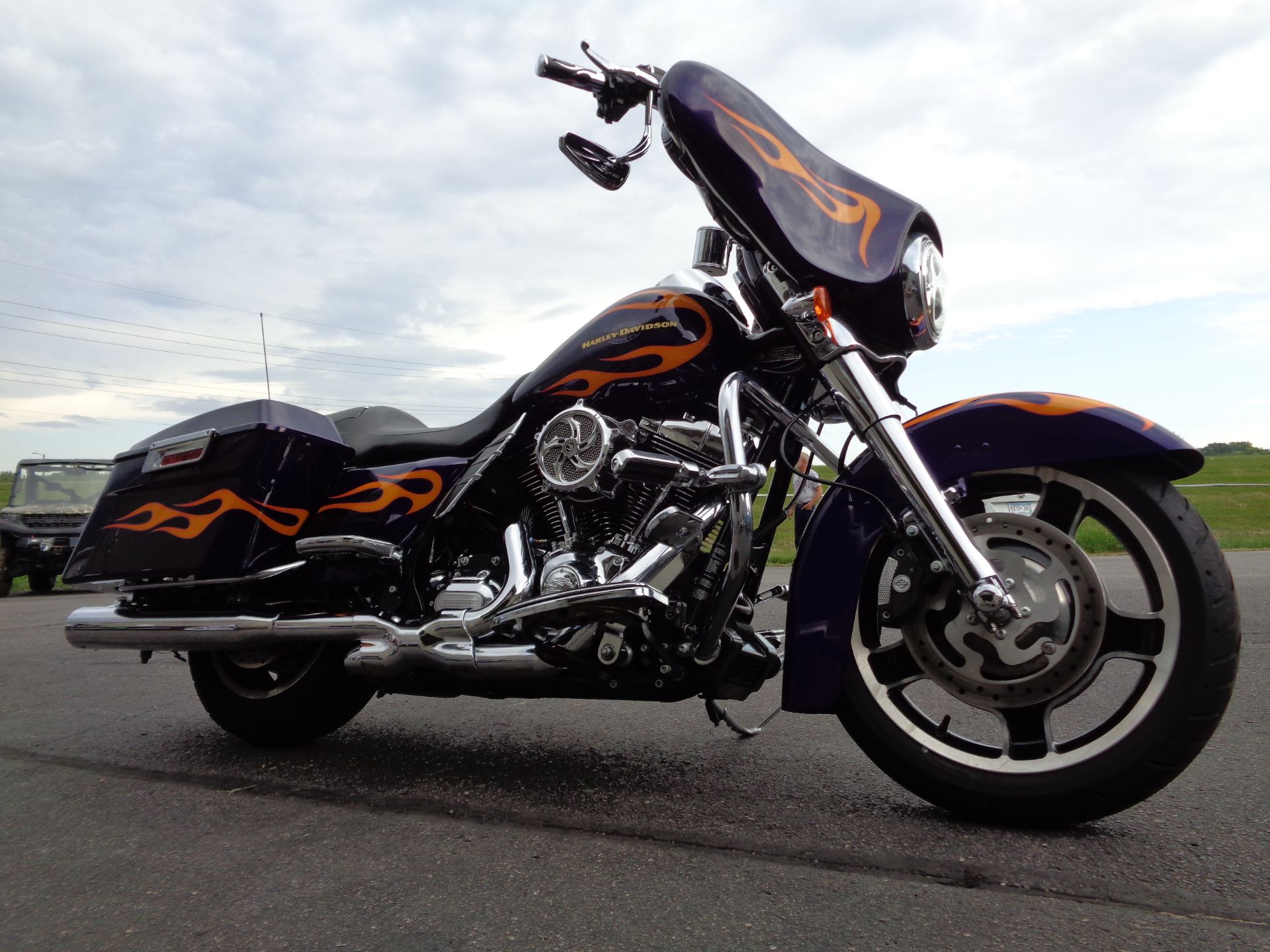 2012 Harley-Davidson Street Glide® in North Mankato, Minnesota - Photo 12