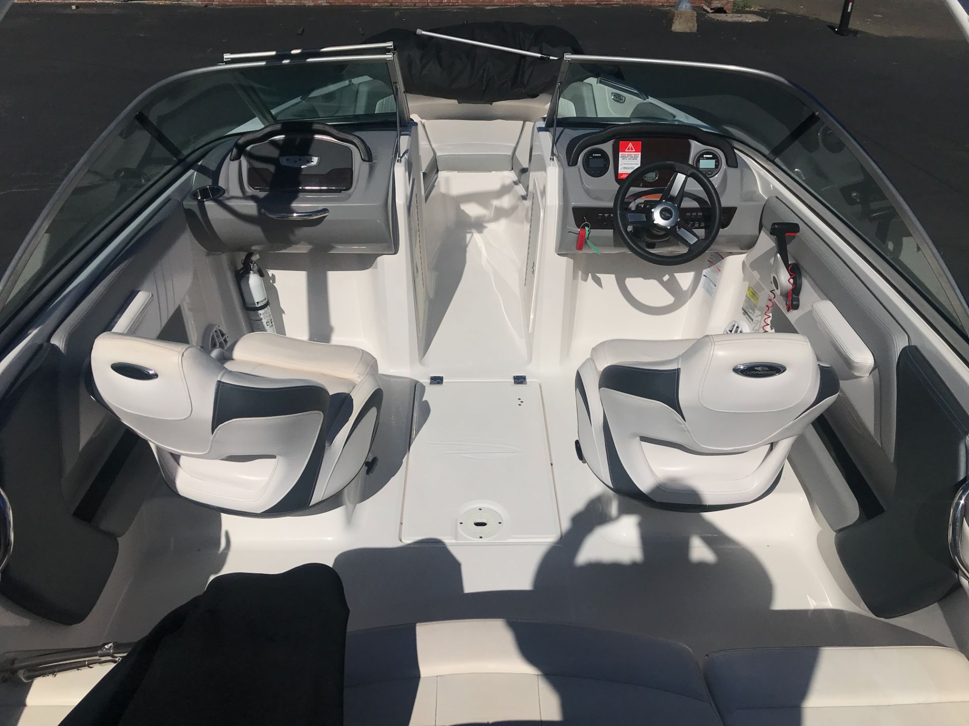 2021 Chaparral 21 SSI OUTBOARD in Lakeport, California - Photo 4