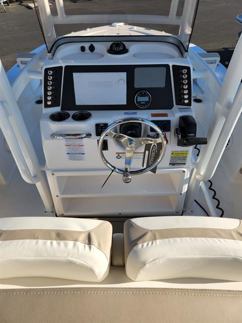 2022 Robalo 226 Cayman in Lakeport, California - Photo 7