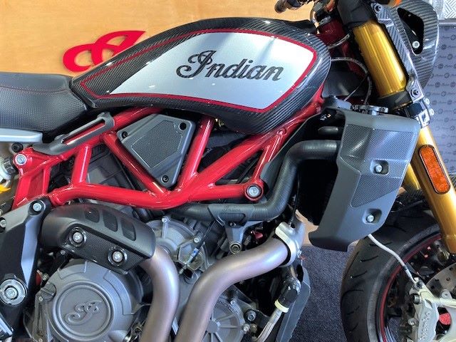 2022 Indian Motorcycle FTR R Carbon in Wilmington, Delaware - Photo 4