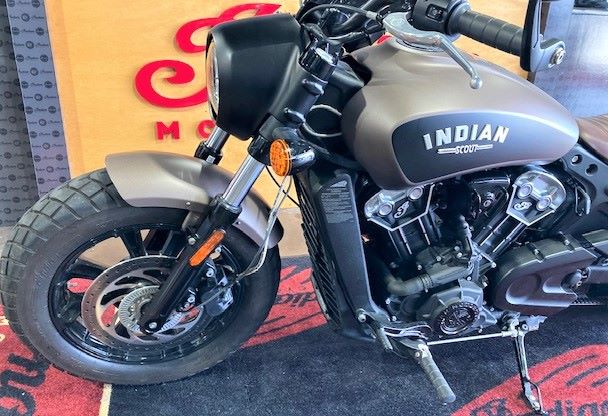 2019 Indian Scout® Bobber ABS in Wilmington, Delaware - Photo 6