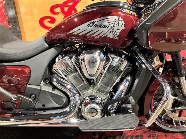 2023 Indian Motorcycle Challenger® Limited in Wilmington, Delaware - Photo 10