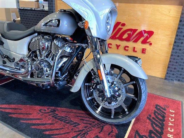 2022 Indian Chieftain® Limited in Wilmington, Delaware - Photo 2