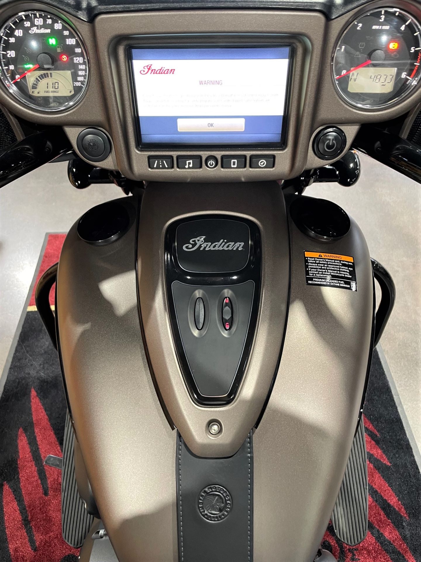 2019 Indian Chieftain® Dark Horse® ABS in Wilmington, Delaware - Photo 8