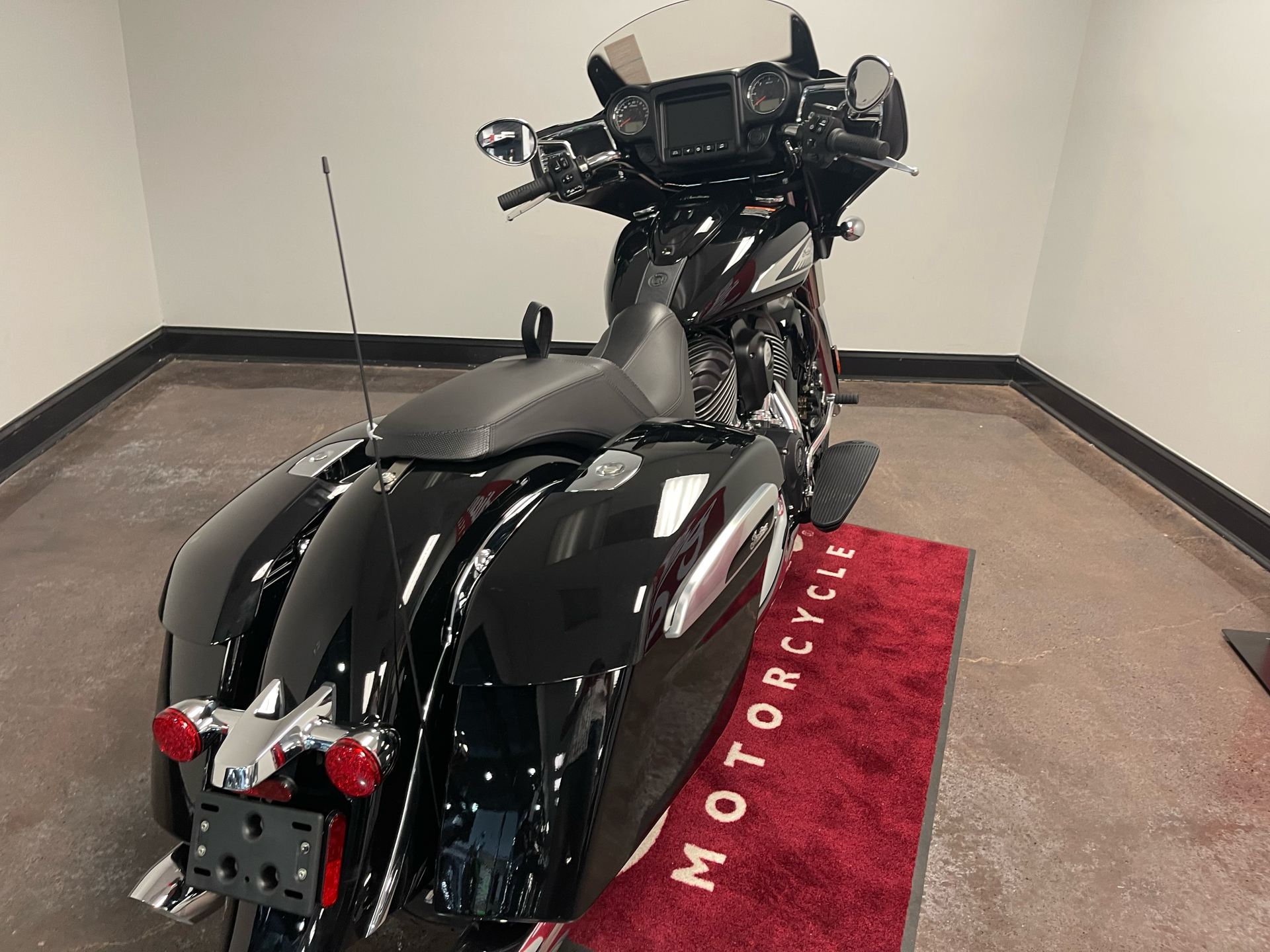 2023 Indian Motorcycle Chieftain® in Wilmington, Delaware - Photo 8