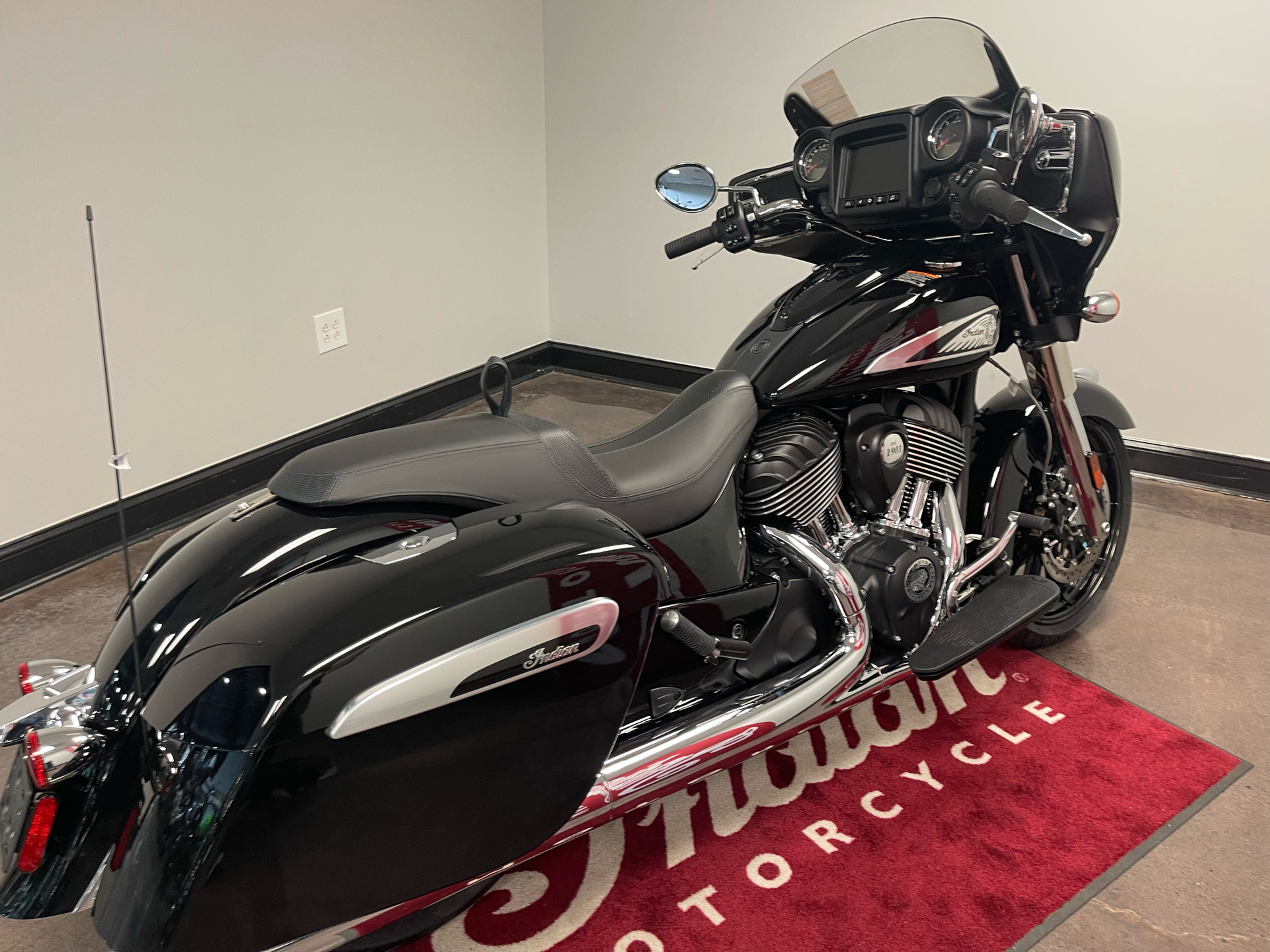 2023 Indian Motorcycle Chieftain® in Wilmington, Delaware - Photo 9