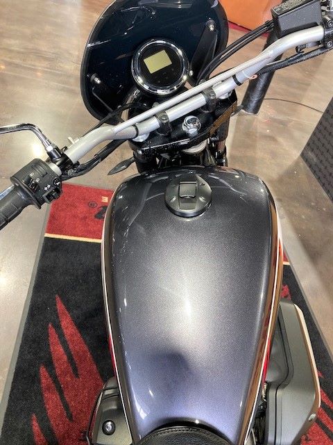 2017 Yamaha SCR950 in Wilmington, Delaware - Photo 9