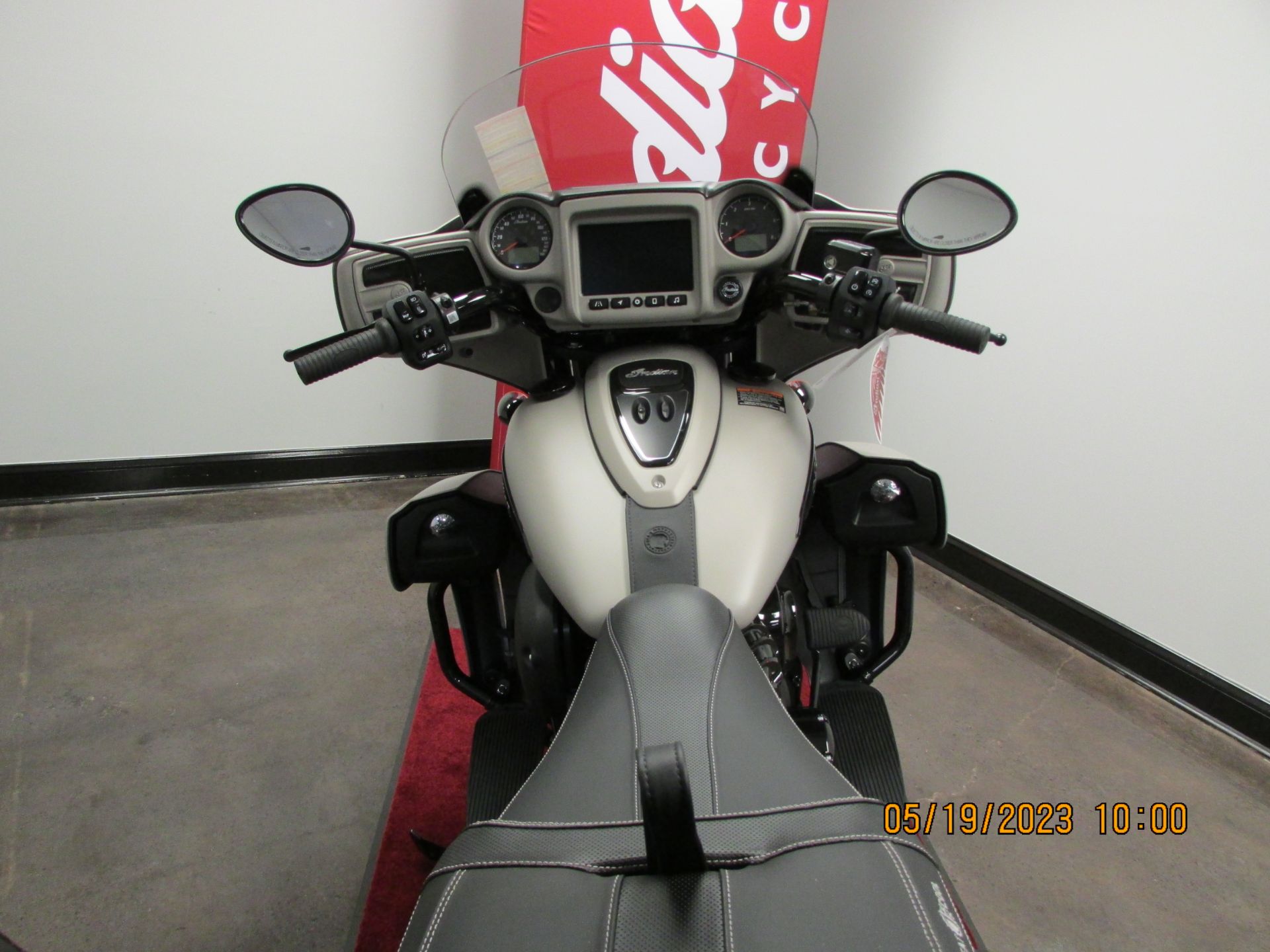 2023 Indian Motorcycle Roadmaster® Dark Horse® in Wilmington, Delaware - Photo 24