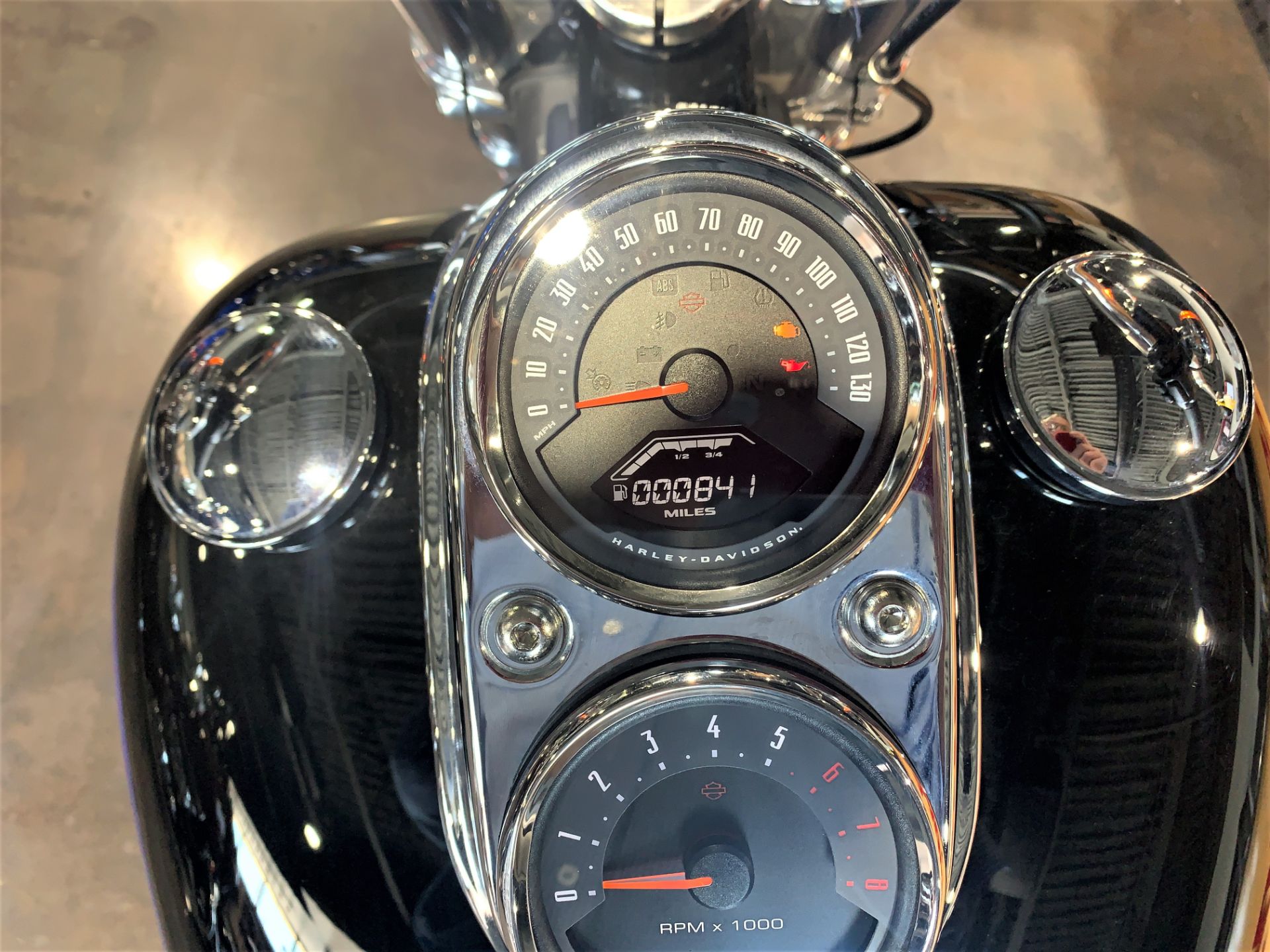 2018 Harley-Davidson Low Rider® 107 in Wilmington, Delaware - Photo 9