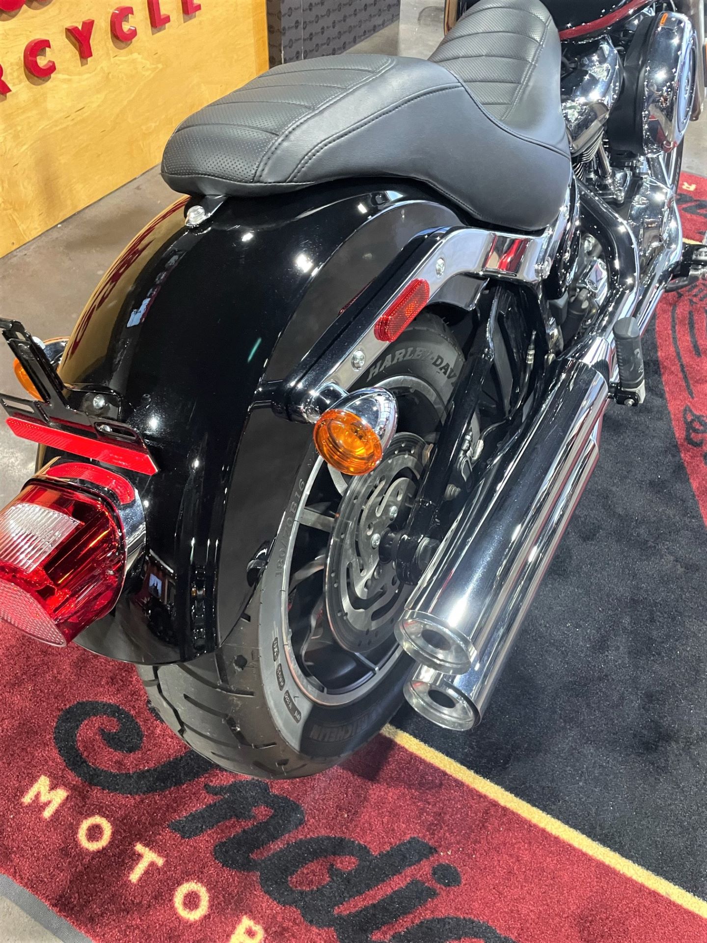 2018 Harley-Davidson Low Rider® 107 in Wilmington, Delaware - Photo 4