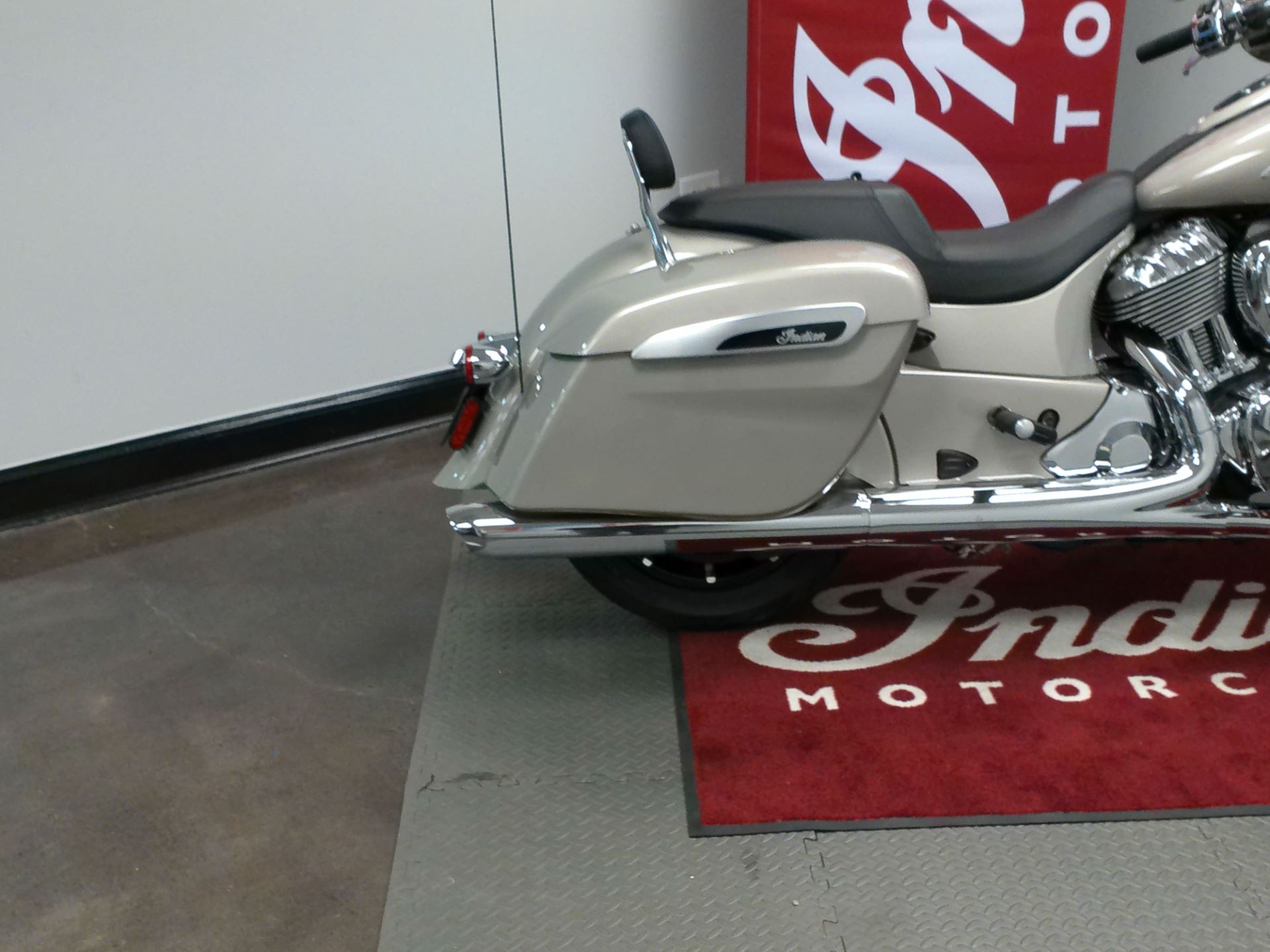 2023 Indian Motorcycle Chieftain® Limited in Wilmington, Delaware - Photo 9
