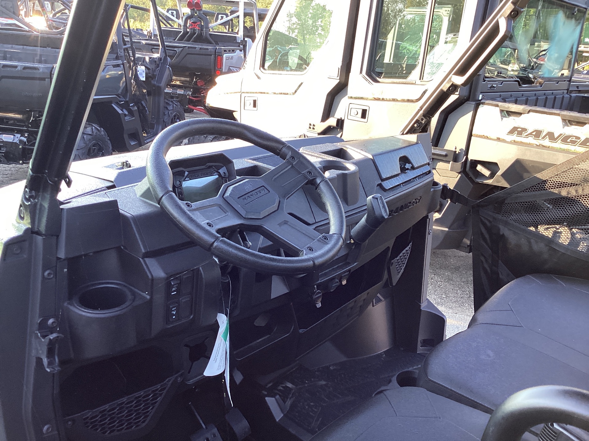 2025 Polaris Ranger Crew 1000 Premium in Shawano, Wisconsin - Photo 3