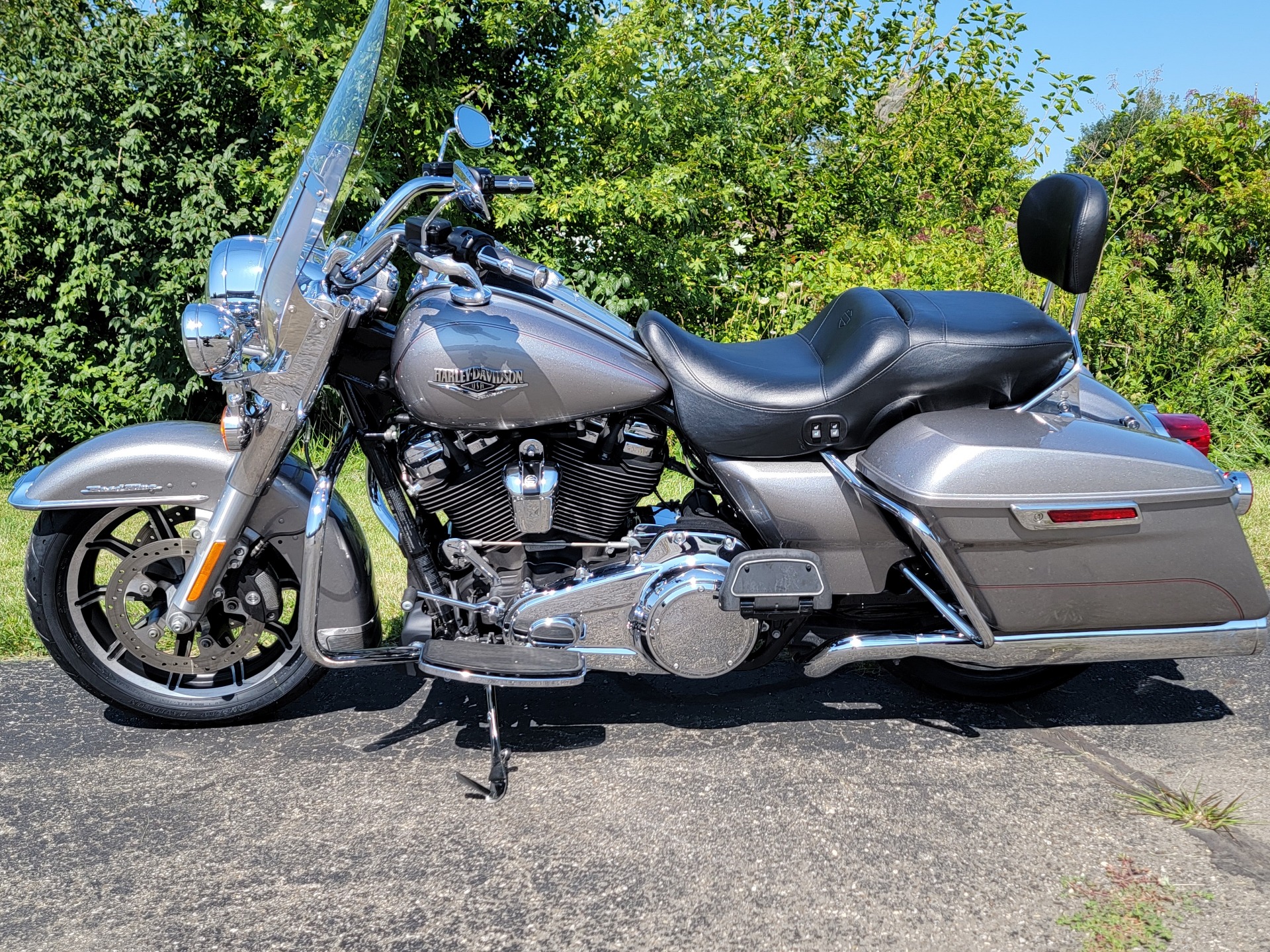 2017 Harley-Davidson Road King® in Xenia, Ohio - Photo 2