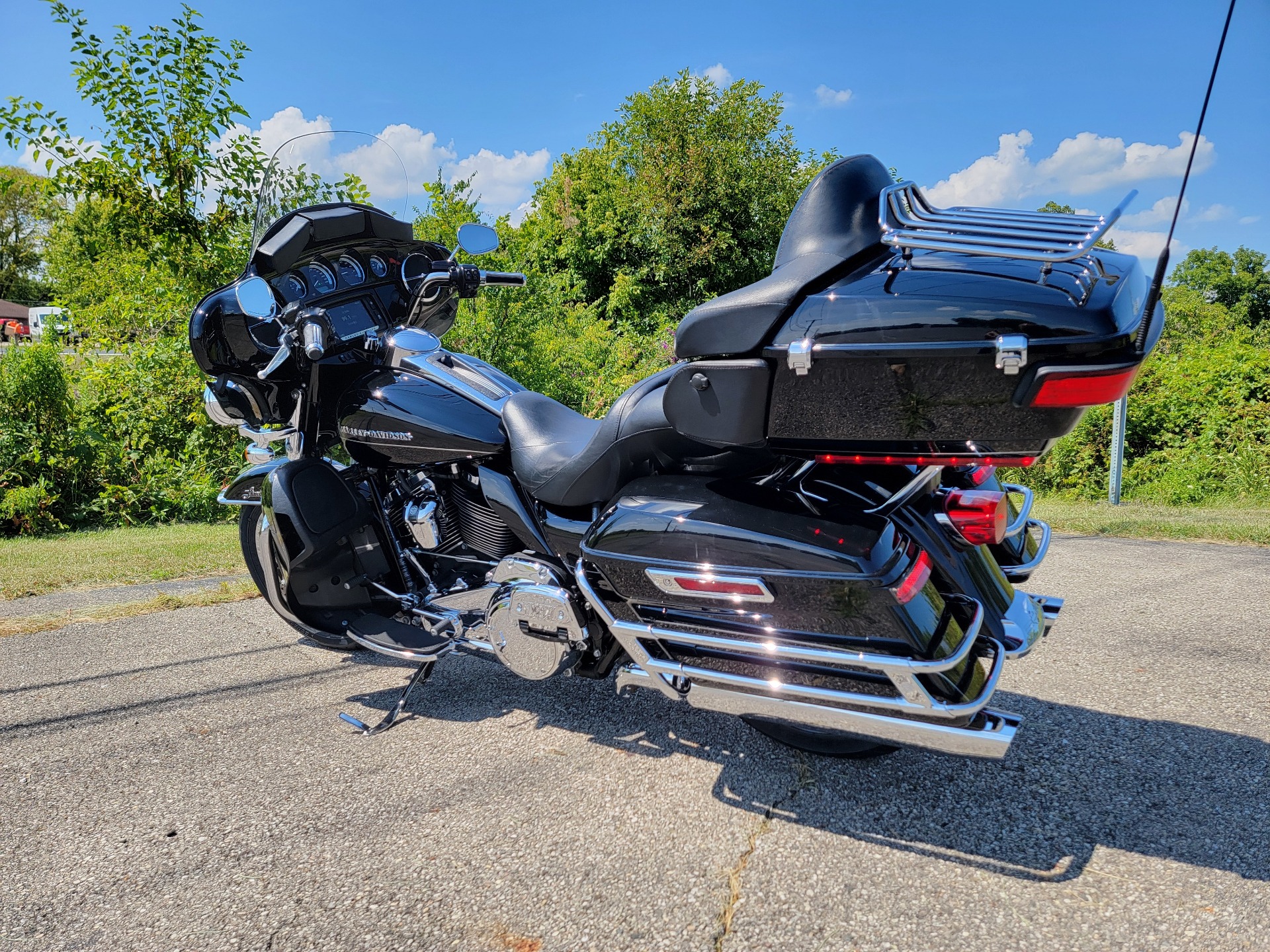 2017 Harley-Davidson Ultra Limited in Xenia, Ohio - Photo 6