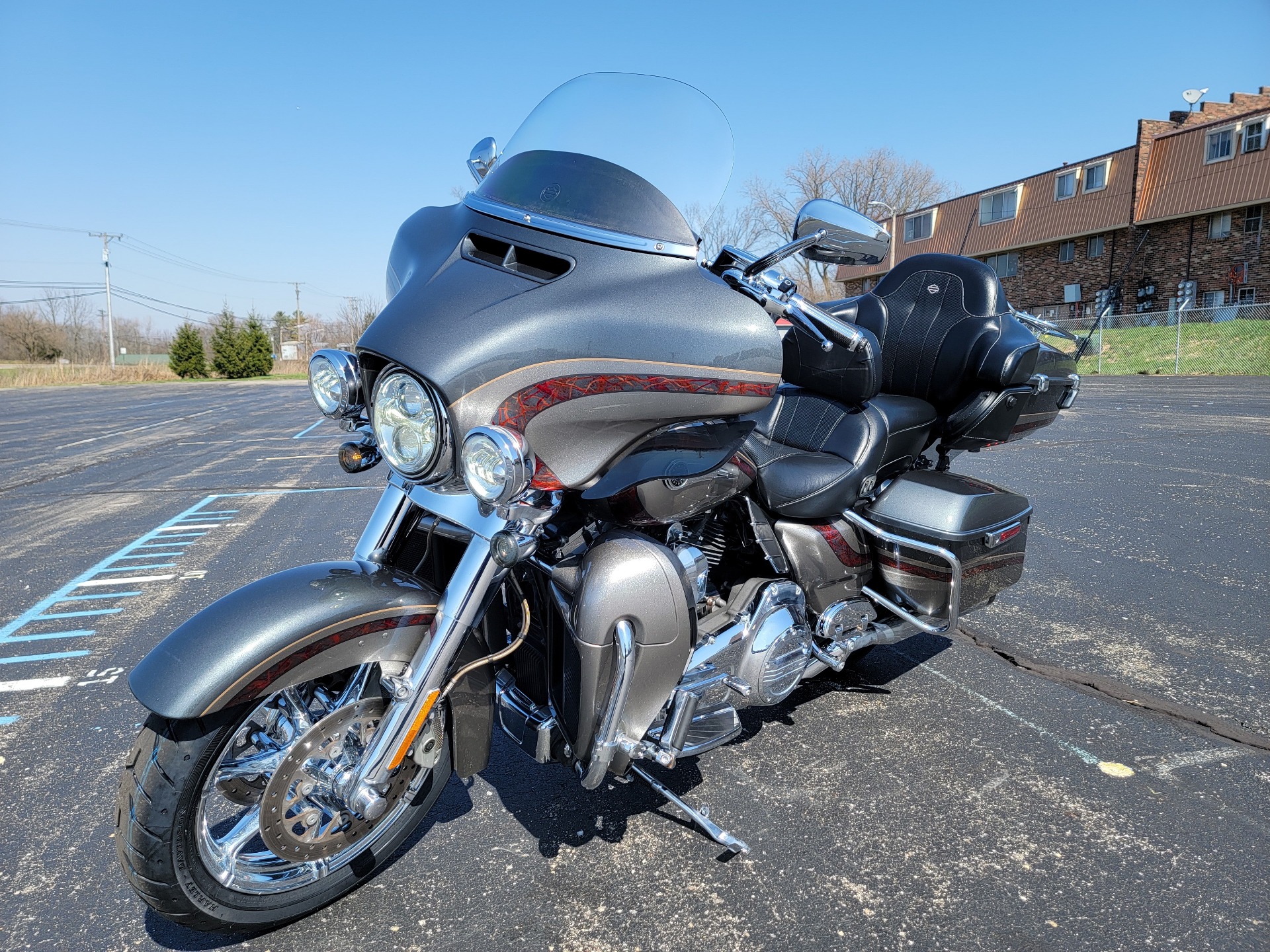 2016 Harley-Davidson CVO™ Limited in Xenia, Ohio - Photo 8