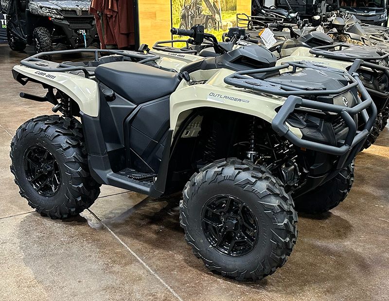 2023 Can-Am Outlander Pro XU HD7 in Hoschton, Georgia - Photo 1