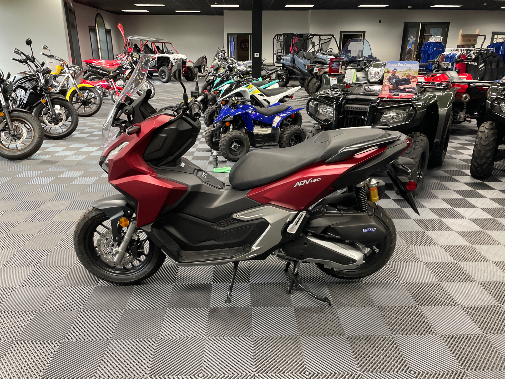 2024 Honda ADV160 in Medford, Wisconsin - Photo 6