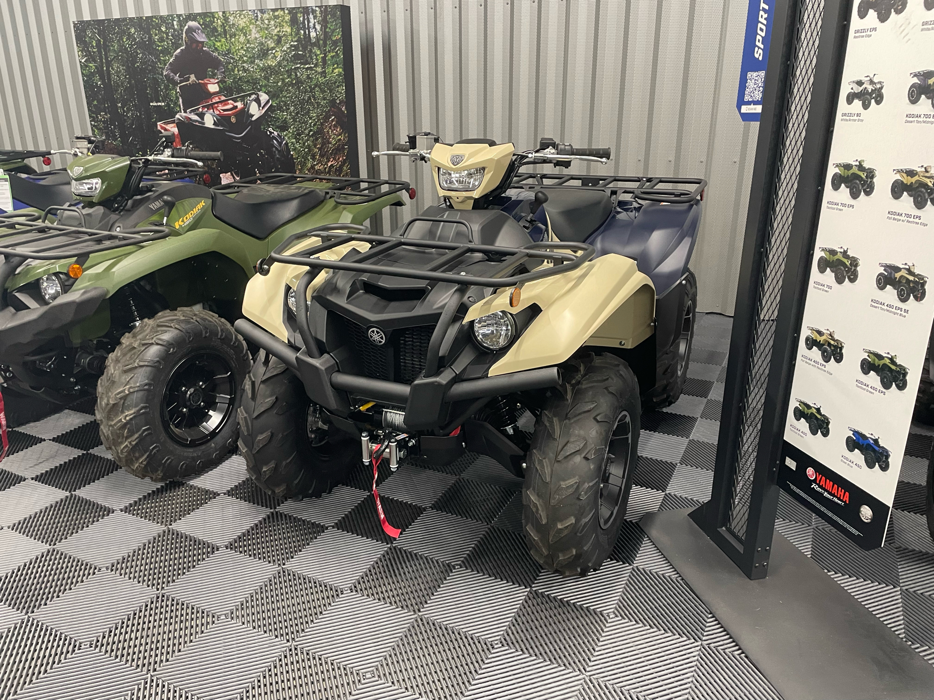 2024 Yamaha Kodiak 700 EPS SE in Medford, Wisconsin - Photo 6