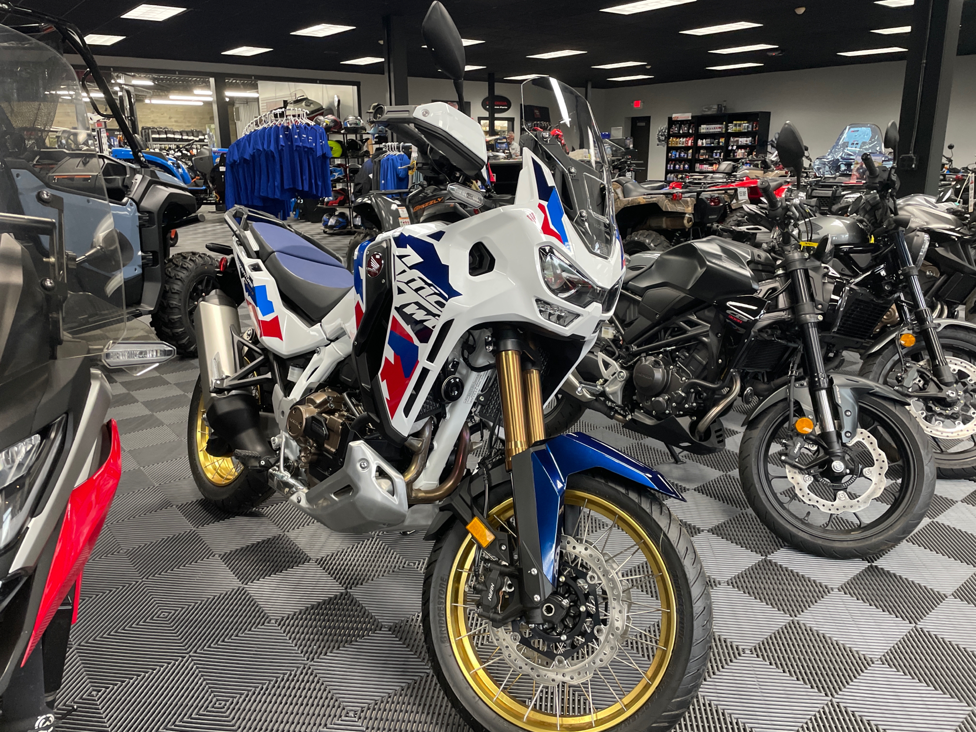 2024 Honda Africa Twin Adventure Sports ES DCT in Medford, Wisconsin - Photo 3