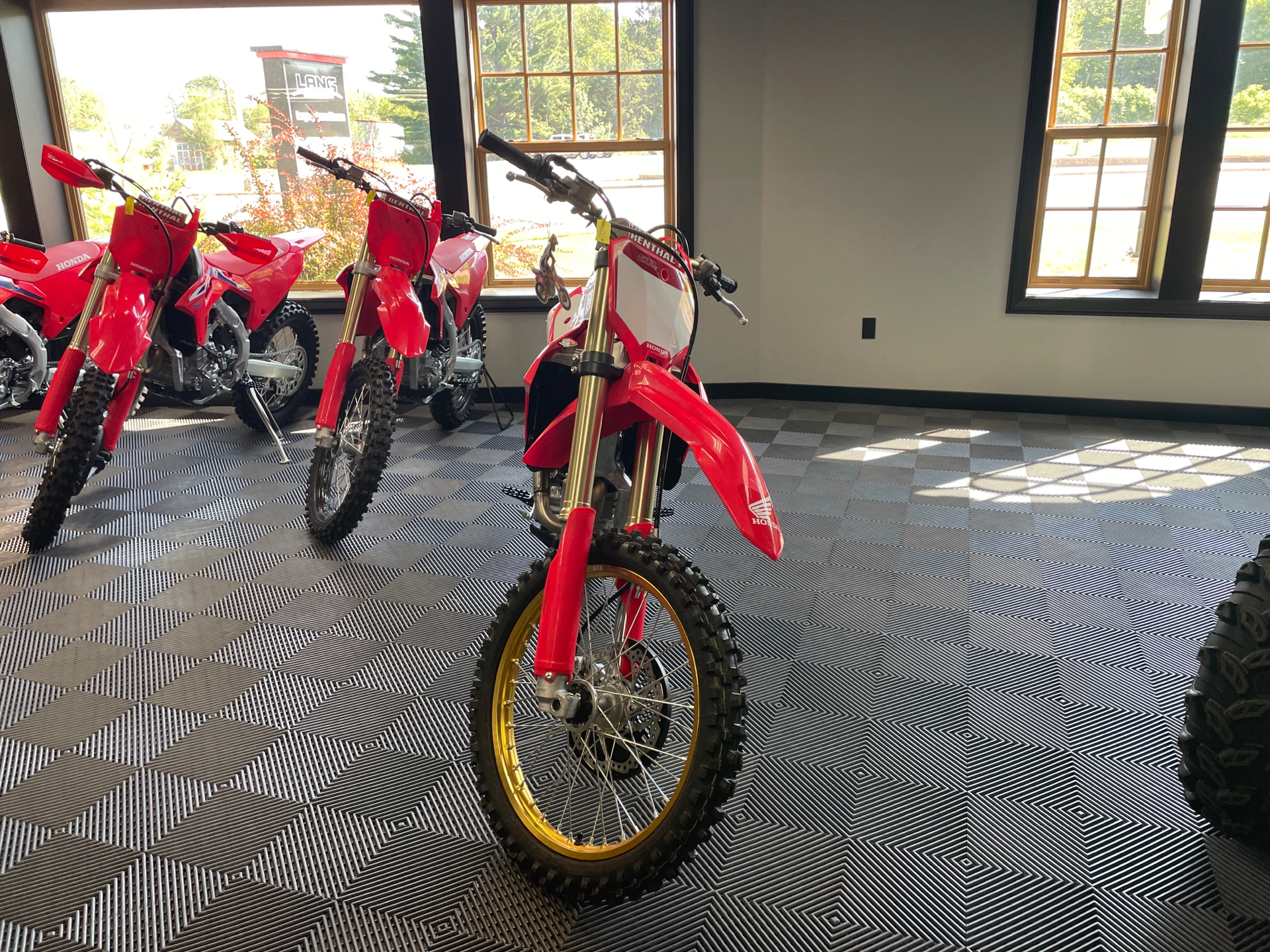 2023 Honda CRF450R 50th Anniversary Edition in Medford, Wisconsin - Photo 2