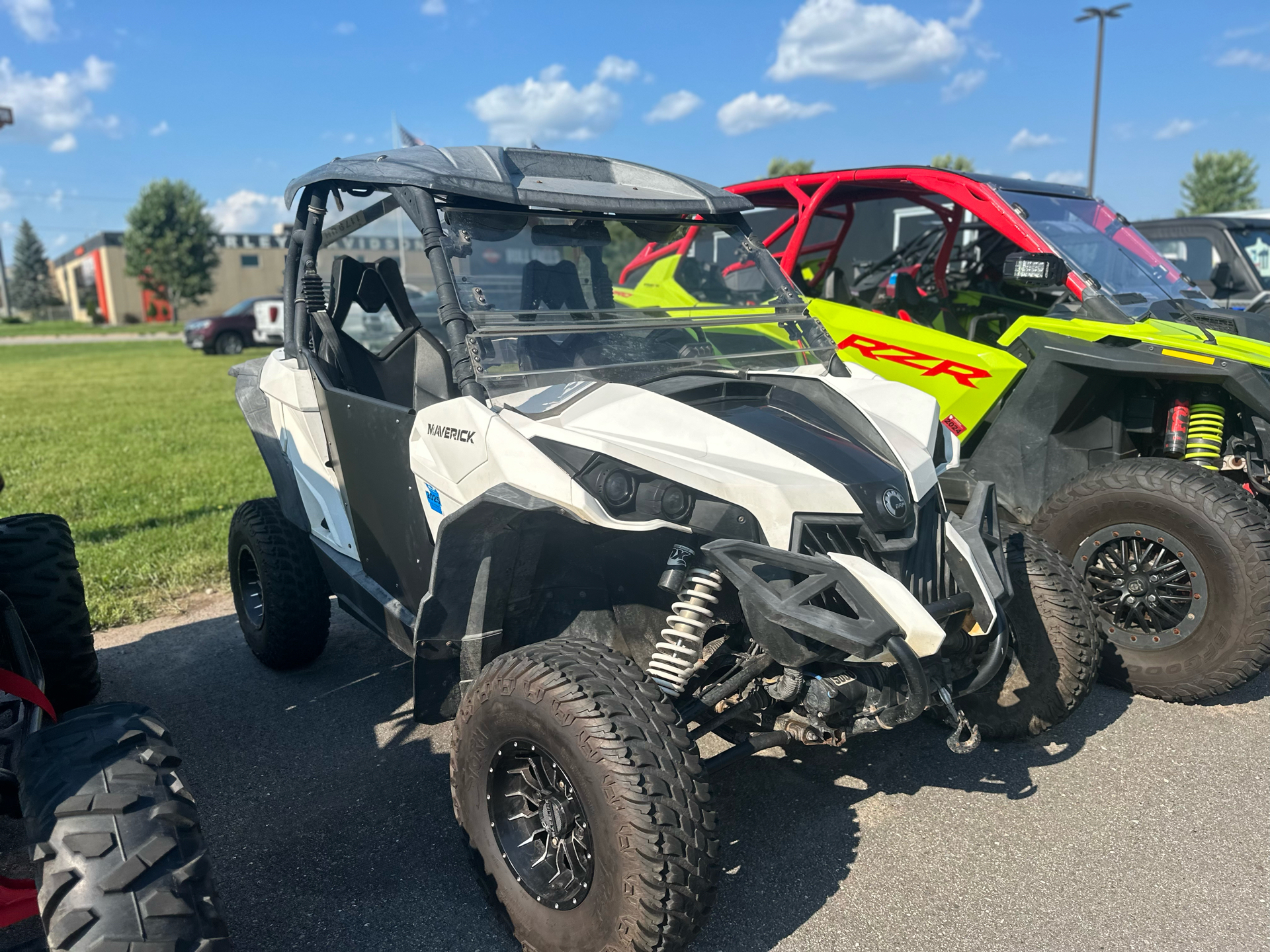 2014 Can-Am Maverick™ 1000R in Rothschild, Wisconsin - Photo 1